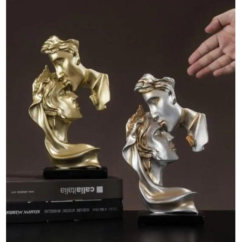 Sweet Kiss - Stirnküssendes Liebespaar Statue - Elegare - DEA188 -