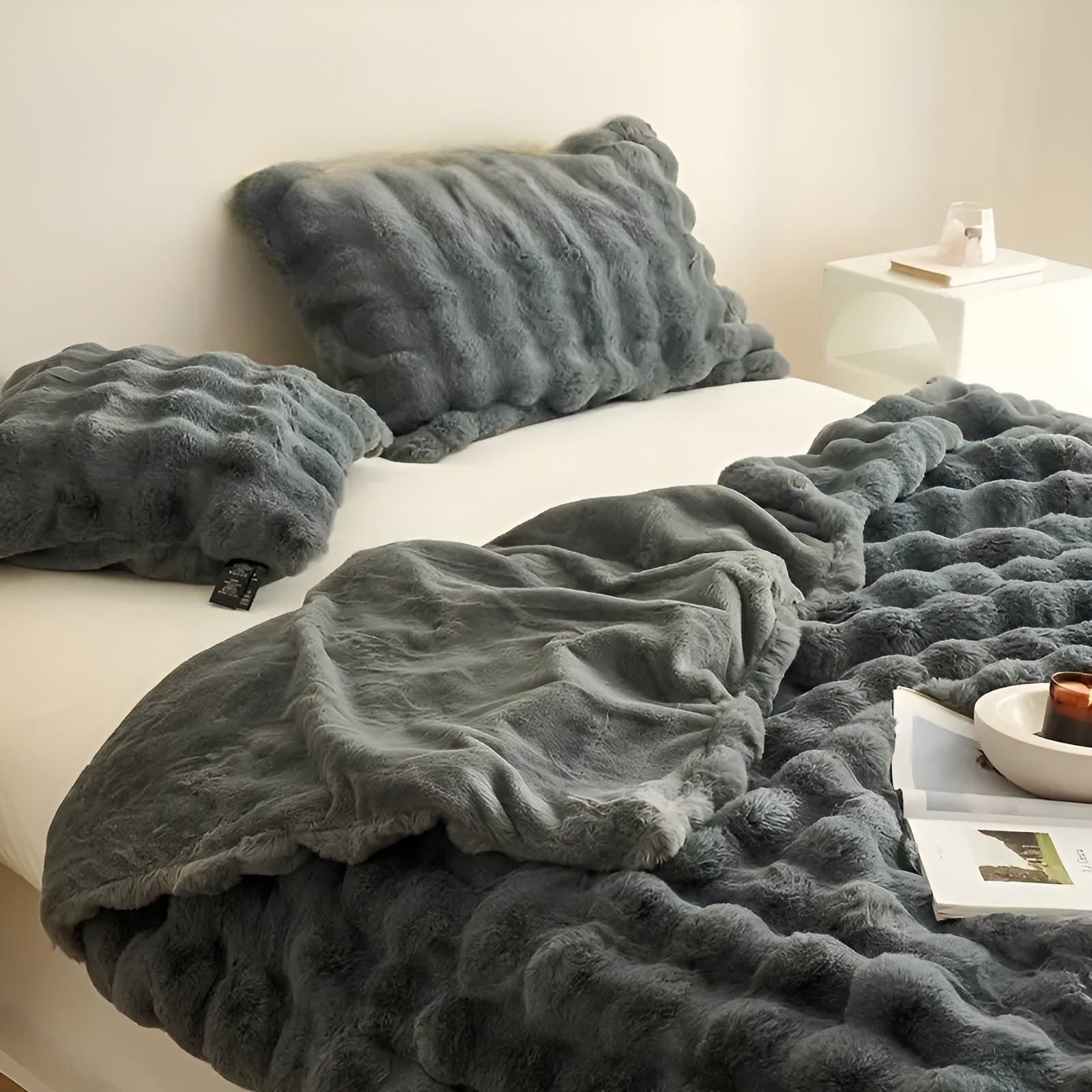 Samt- und Fleece-Decke – Extra Weich & Warm | Perfekt für Sofa und Schlafzimmer