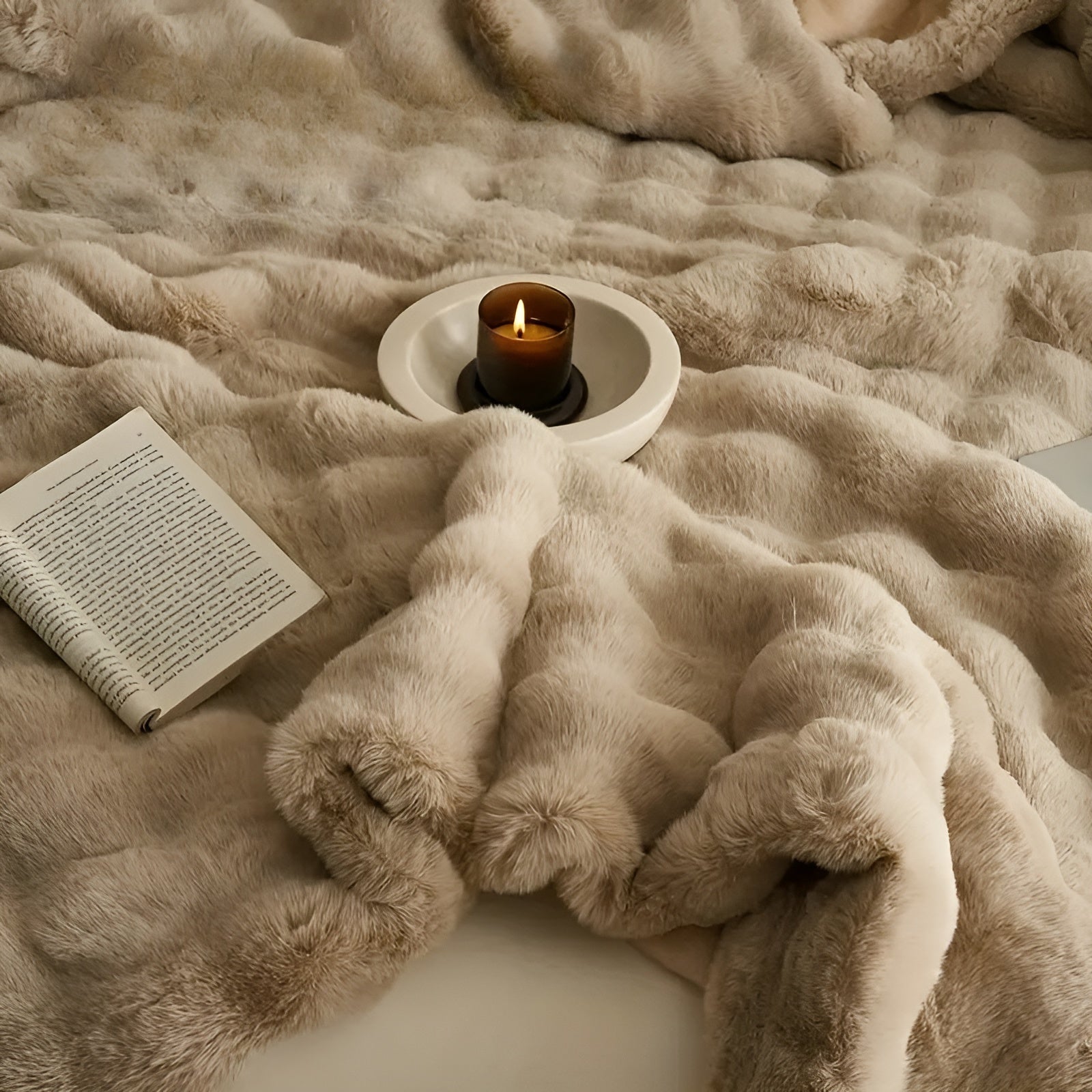 Samt- und Fleece-Decke – Extra Weich & Warm | Perfekt für Sofa und Schlafzimmer