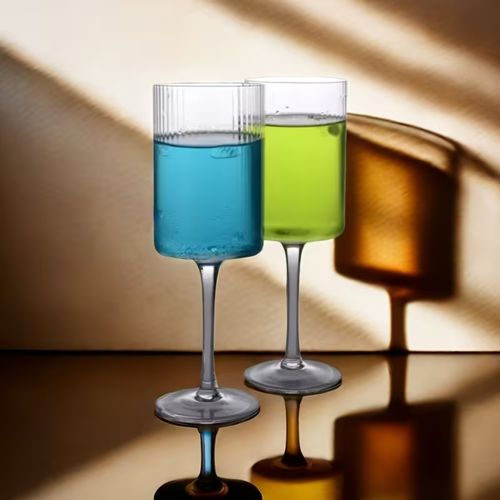 Kristallglas mit Vintage-Rillen – Transparent & Dekorativ | Elegantes Glas für Alltag und Tischkultur - Wohnzubehör