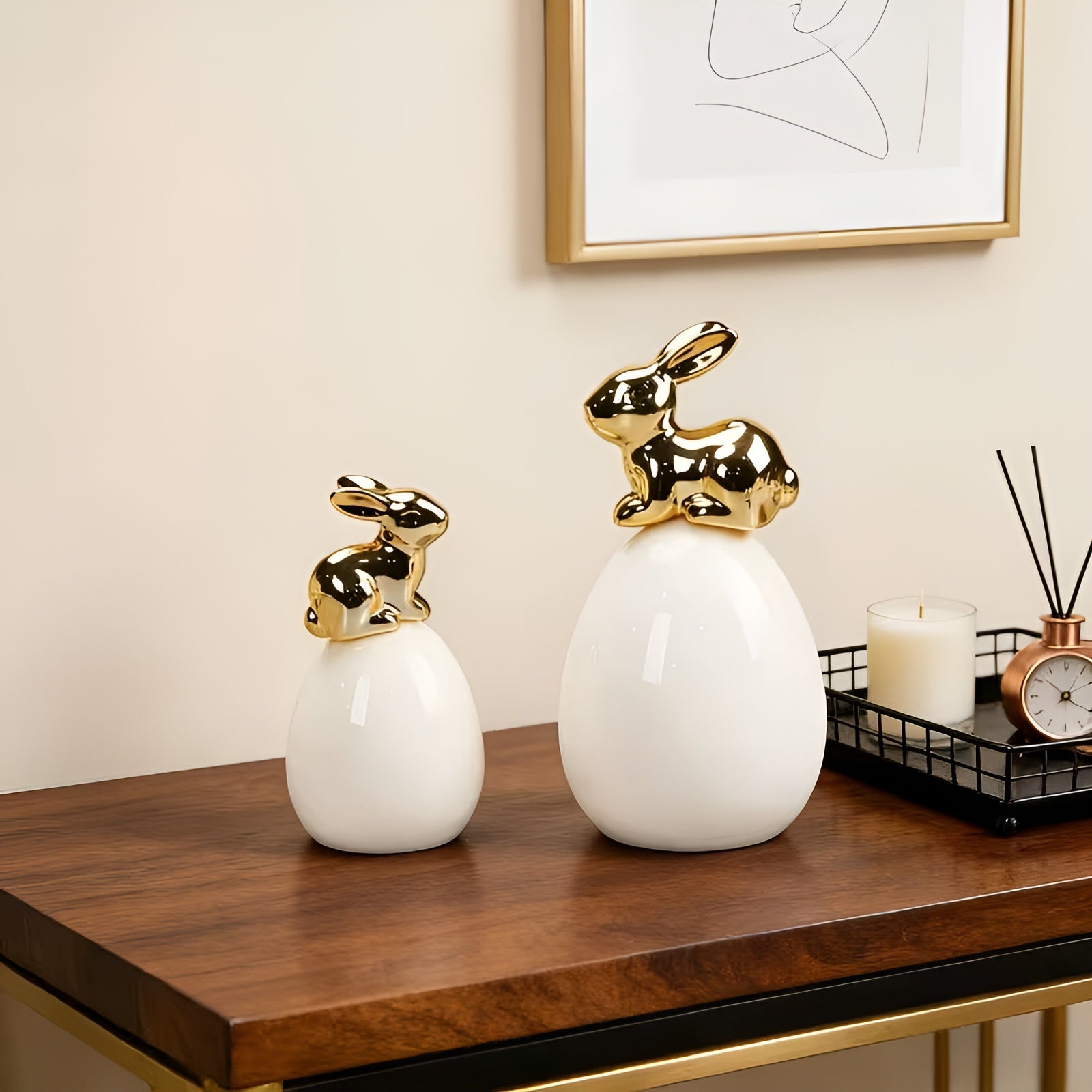 Keramik Deko Hase in Ei-Form – Moderne Osterdeko in Weiß & Gold | Elegante Tischdekoration für Wohnzimmer