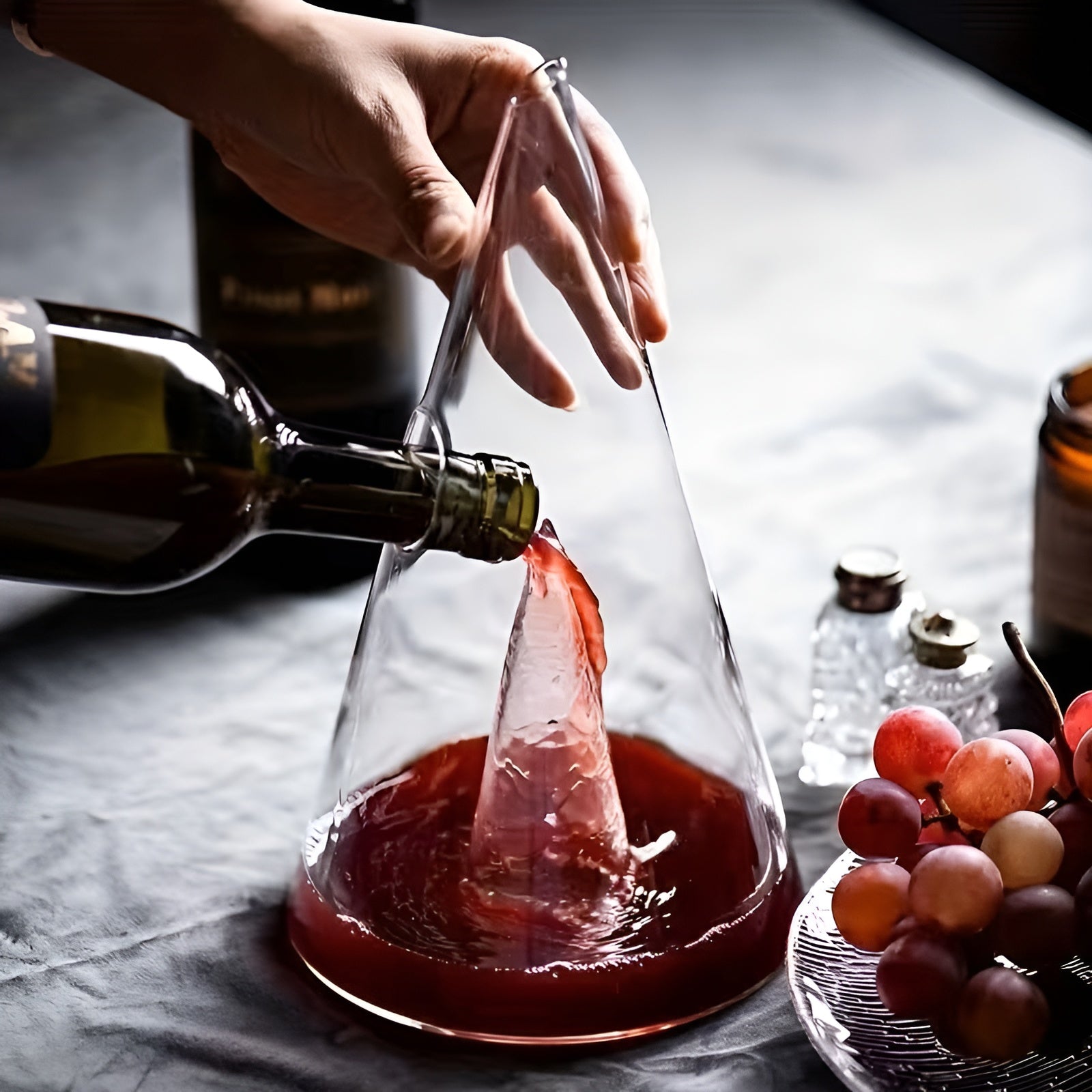 Weindekanter aus Glas – Stilvoll und Elegant | Perfekt zum Belüften von Rotwein bei Dinner und Feiern - Wohnzubehör