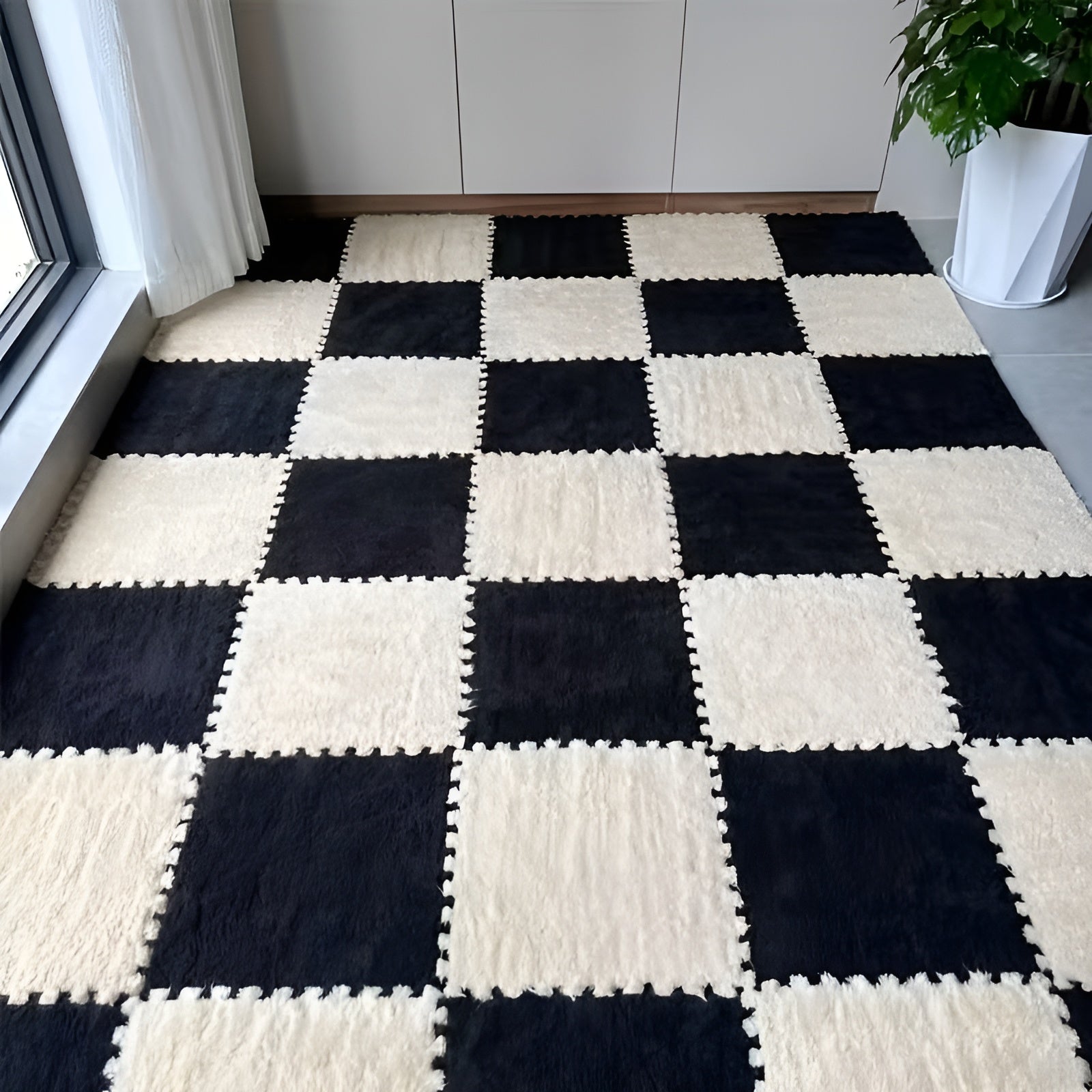 Dicker Flauschiger Teppich – Weich und Gemütlich | Perfekt für Schlafzimmer Wohnzimmer & Haustiere - 12 Stück Schwarz