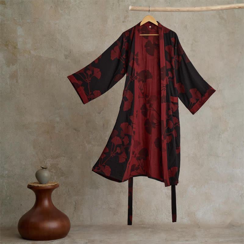 Baumwoll-Kimono-Bademantel mit Ginkgo-Print - Schwarz & Rot / S - Bademäntel und Loungewear