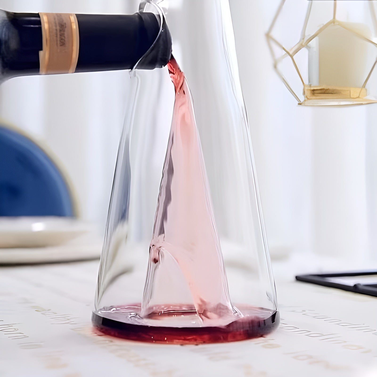 Weindekanter aus Glas – Stilvoll und Elegant | Perfekt zum Belüften von Rotwein bei Dinner und Feiern - Wohnzubehör