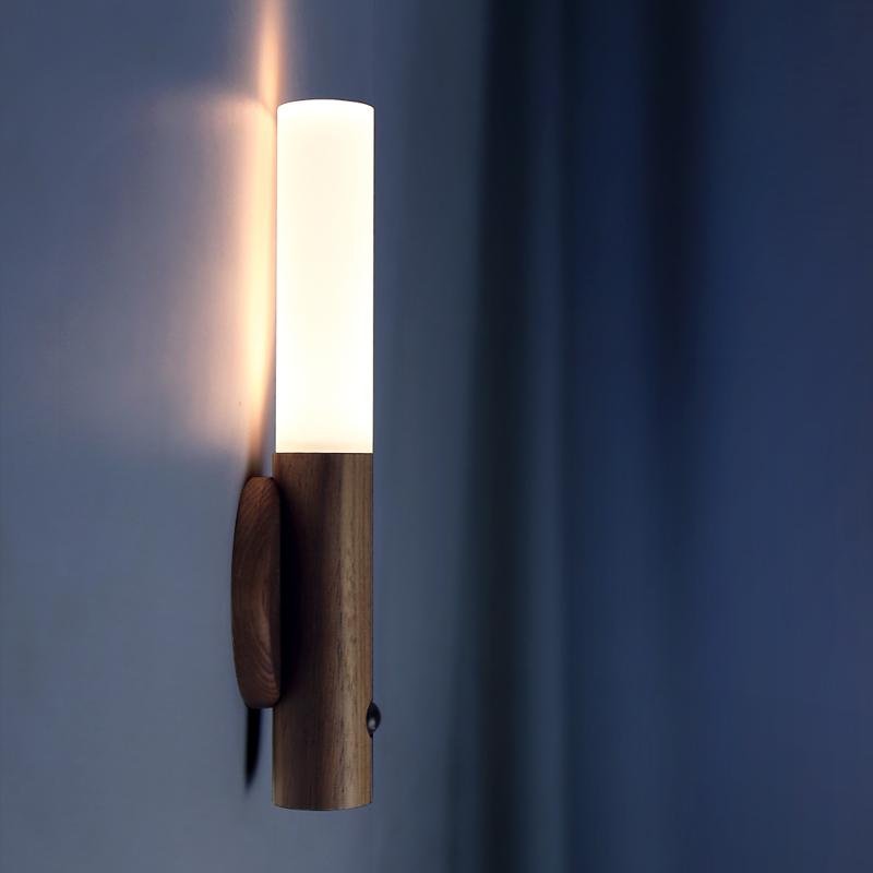 Bewegungssensor-Nachtlicht mit Magnethalterung – minimalistisches Holzdesign - Bewegungssensorleuchte