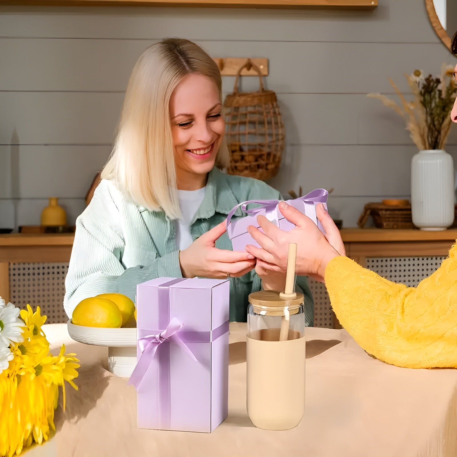 Trinkgläser im 2er-Set – Mit Deckel, Strohhalm und Schutzhülle | Perfekt für Zuhause & Unterwegs