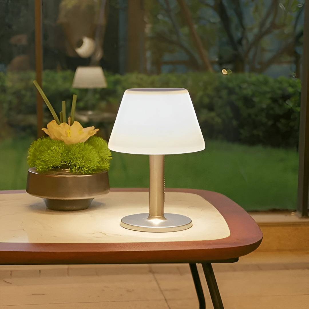 Celestra Solar-Tischlampe – Moderne Gartenbeleuchtung für Terrasse und Outdoor-Bereich - Lampe