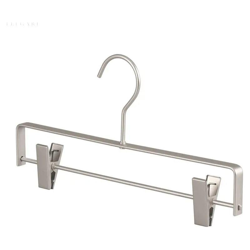 Clip Ease - Elegante Matte Hosenbügel (1 + 4 Stück) - Silber - Kleiderbügel