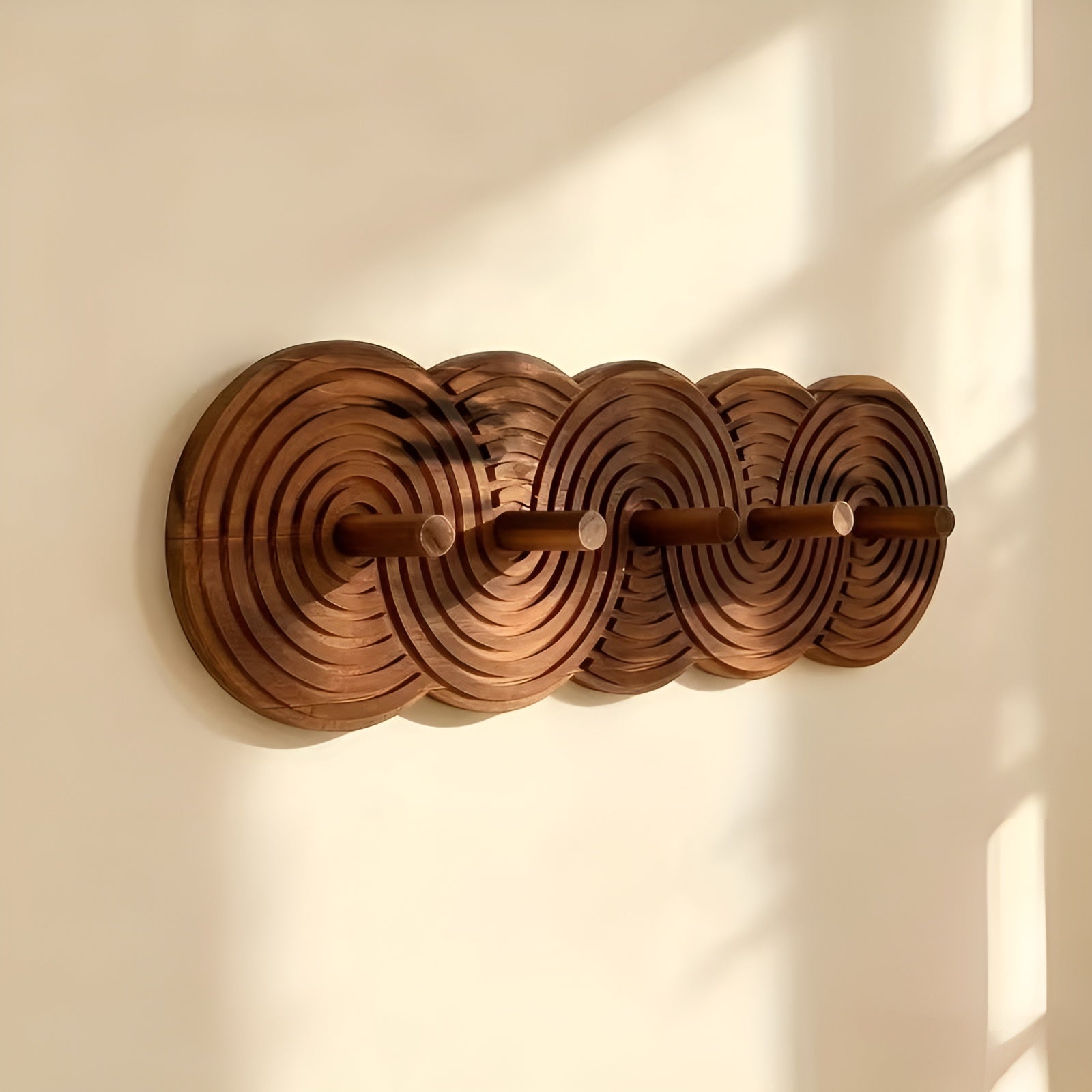 Vegghengt Krok i Tre – Enkel Montering uten Boring | Dekorativ Bohemsk Oppbevaring