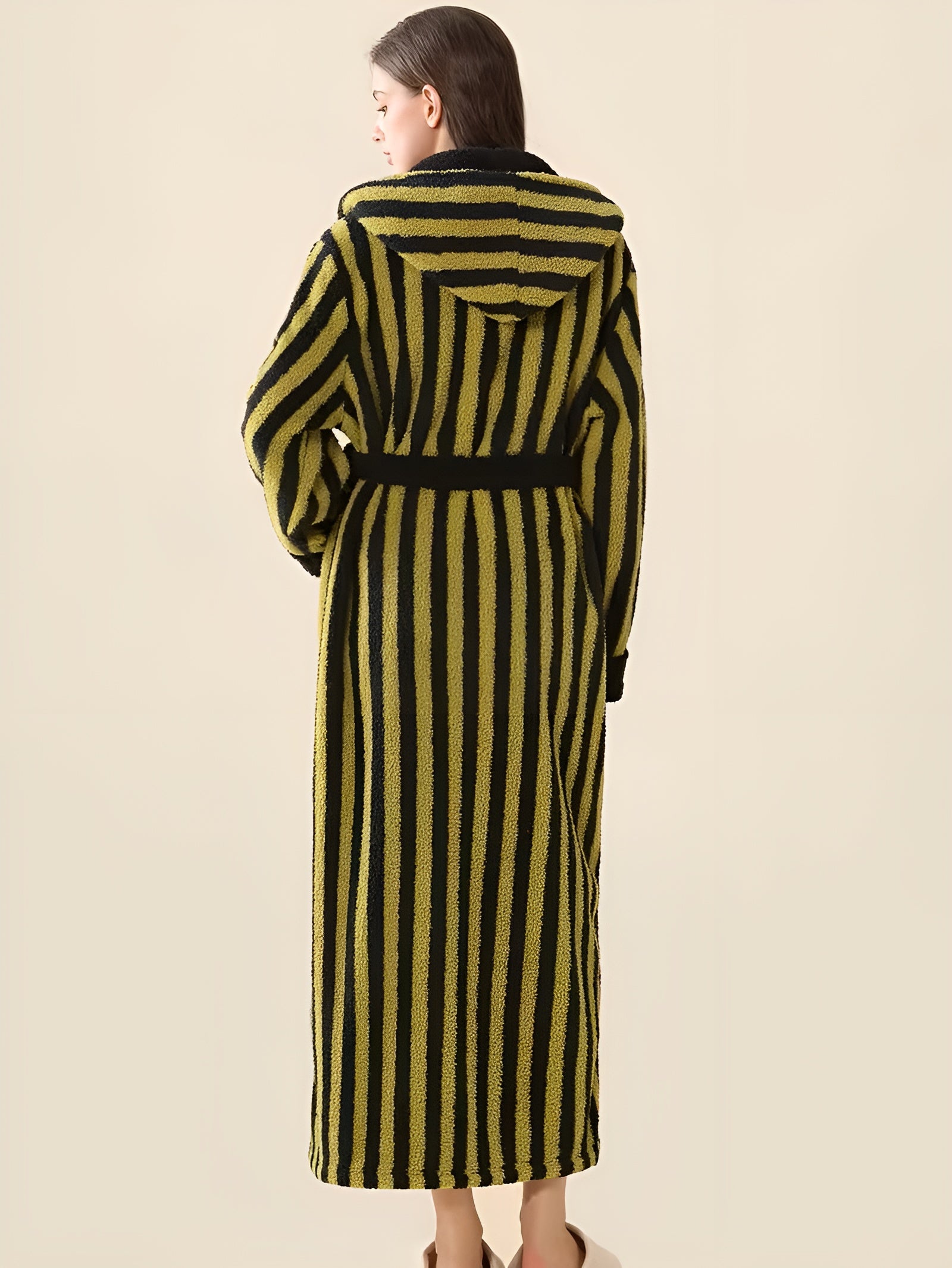 Kapuzen-Bademantel für Damen – Extra Weich & Kuschelig aus Flanell | Warm und Bequem für Kalte Tage