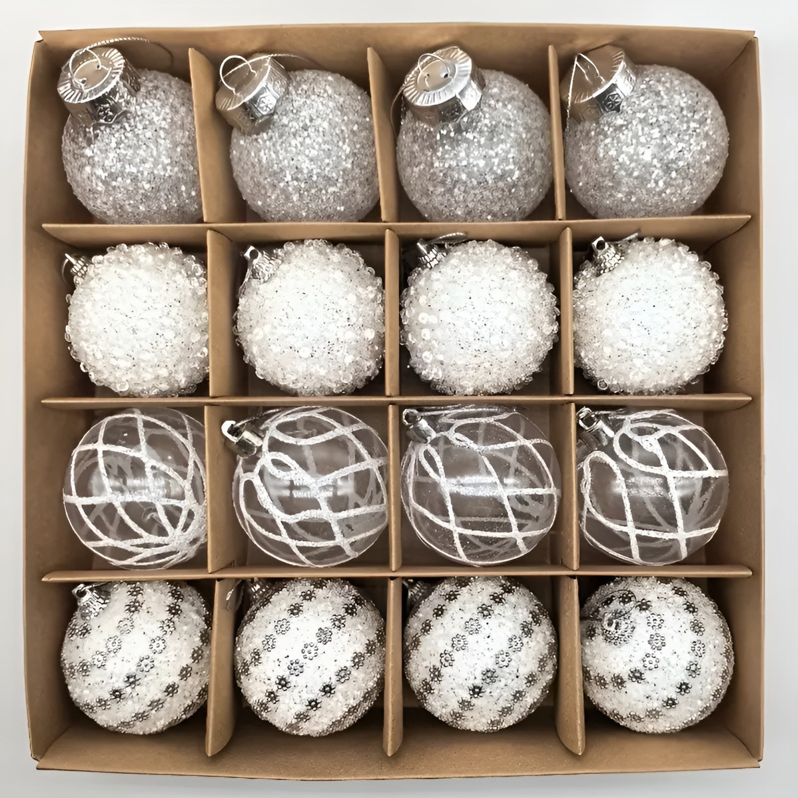 Weihnachtskugeln Set (16 Stück, Ø 6 cm) – Elegante Kugeln in Champagner | Perfekt für Weihnachtsbaum