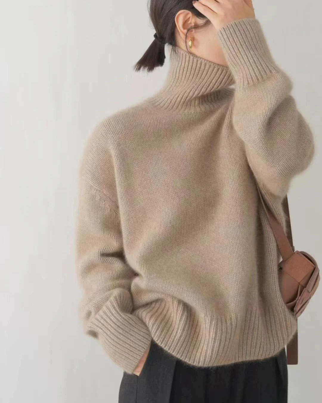 Damen Kaschmir-Rollkragenpullover – Leicht weich und elegant - Khaki / S - Pullover & Strickwaren