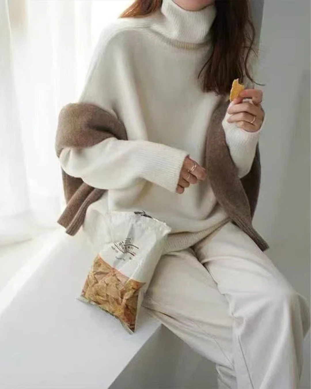 Damen Kaschmir-Rollkragenpullover – Leicht weich und elegant - Weiß / S - Pullover & Strickwaren