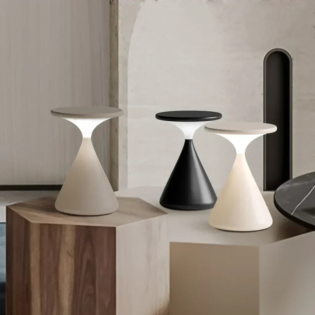 Dimmbare kabellose LED-Tischlampe im Sanduhr-Design - Tischlampe