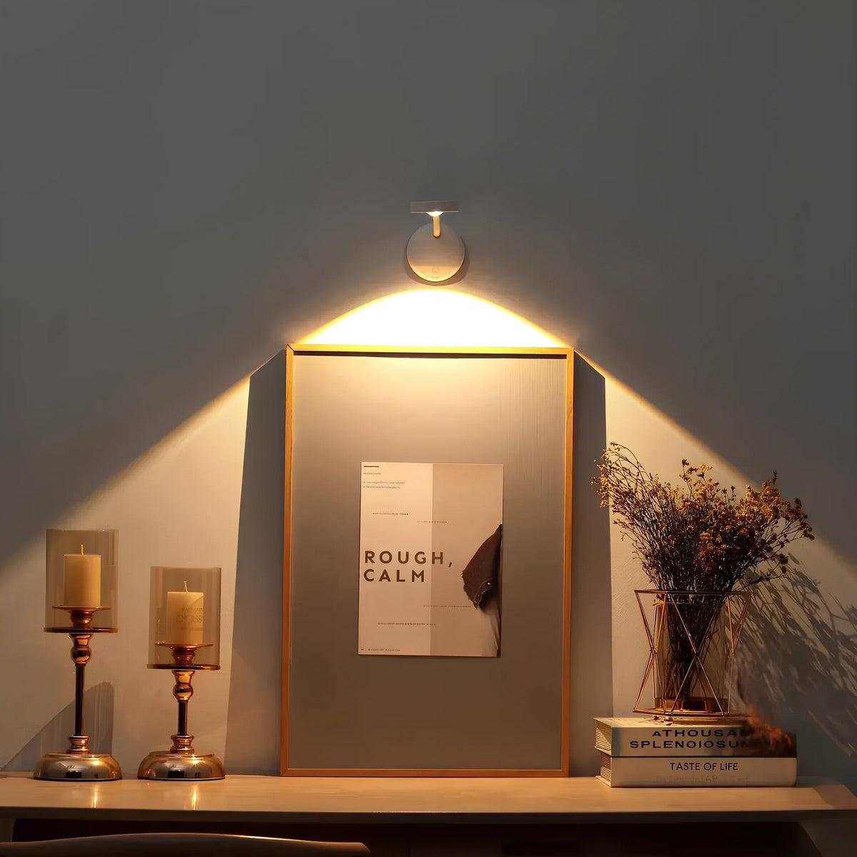 Dimmbare LED-Wandleuchte mit Bewegungssensor und 360° Rotation - Wandleuchte