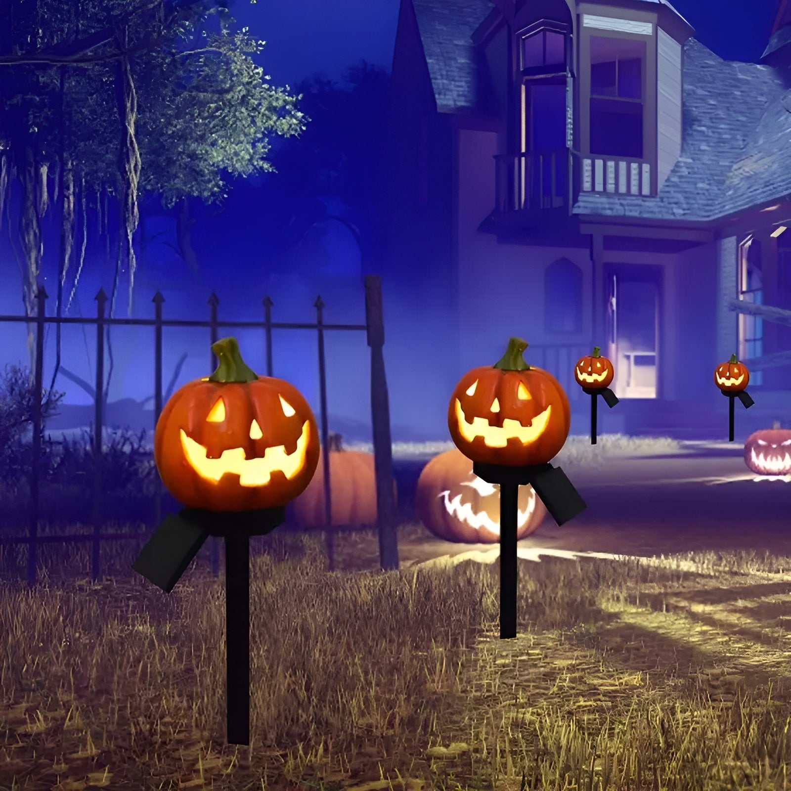 Halloween Solar-Laterne in Kürbisform – Dekorative LED Gartenleuchte | Ideal für Hof, Terrasse & Garten(2-Stück)
