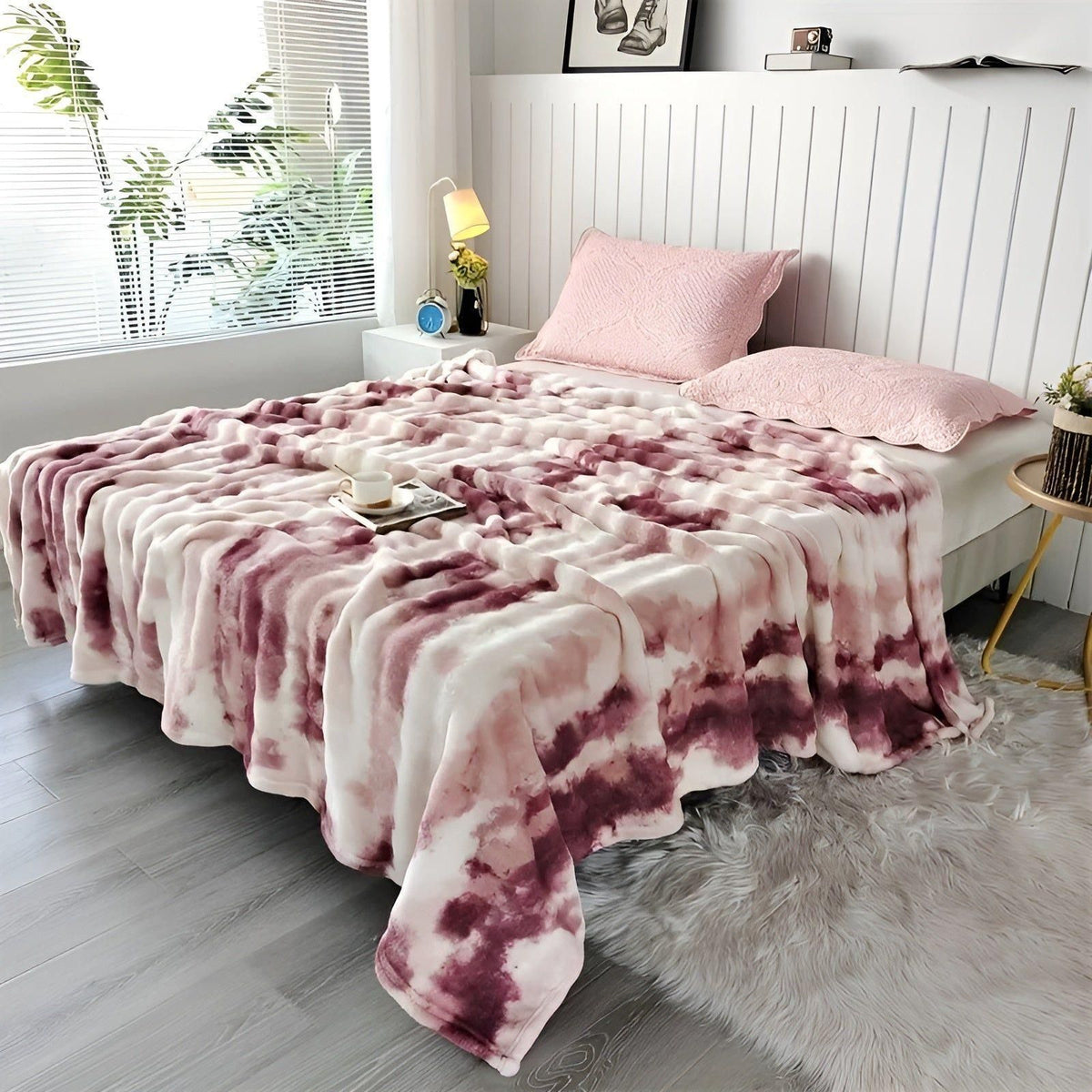 FleeceDream Decke - Ultra-weiche gemütliche wendbare maschinenwaschbare Fleecedecke - Druck- Rosa / 150x200cm