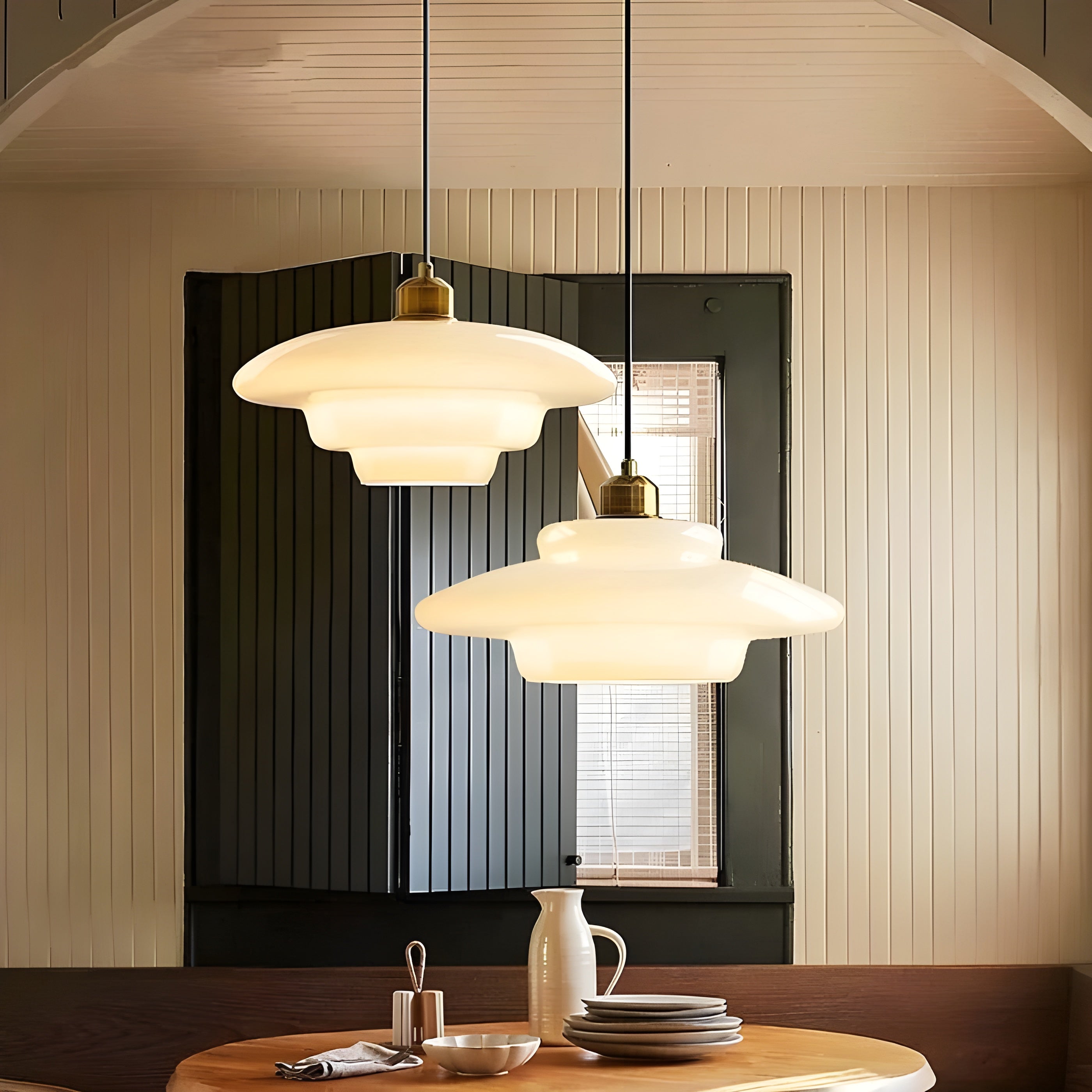 AuraBeam Light – Minimalistische Elfenbeinfarbene LED-Hängelampe aus Glas