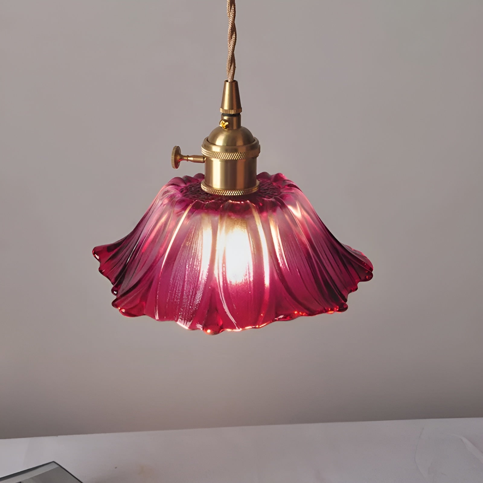 Hängelampe mit Blumenmotiv – Warmes Licht & stilvolles Design | Für Ihr Zuhause - Pendelleuchte