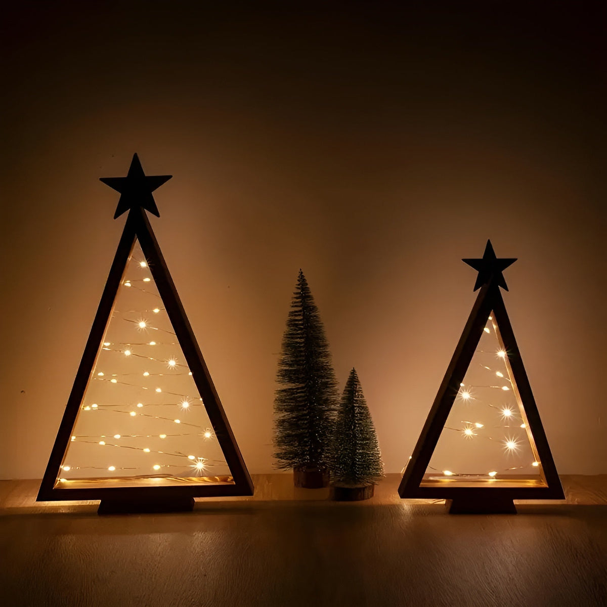 Holz-Weihnachtsbaum mit LED-Licht – Stilvolle Tischdekoration | Ideal für Weihnachten & Ganzjahresdeko - Saisonale