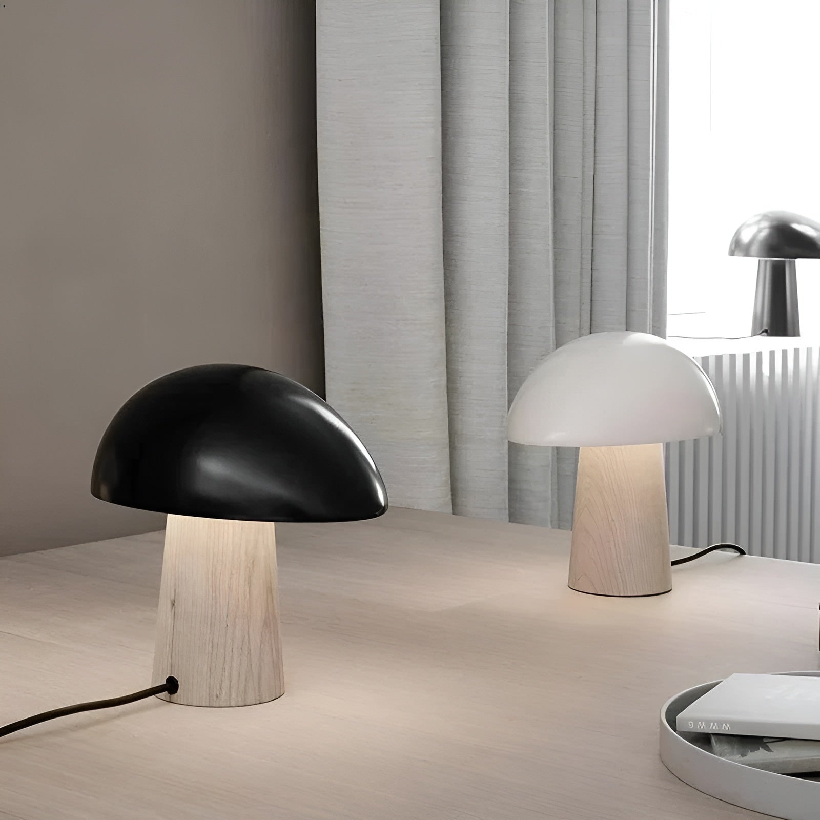Minimalistische Tischlampe – Skandinavisches Design mit Warmem Licht | Perfekt für Wohnzimmer & Schlafzimmer