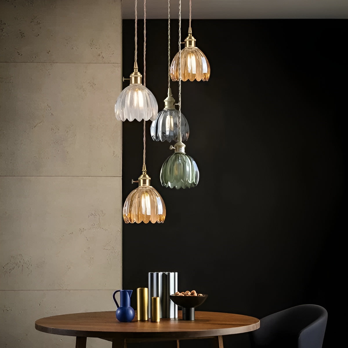 Hängeleuchte mit Blumenglas – Japanisches Design für gemütliche Räume
