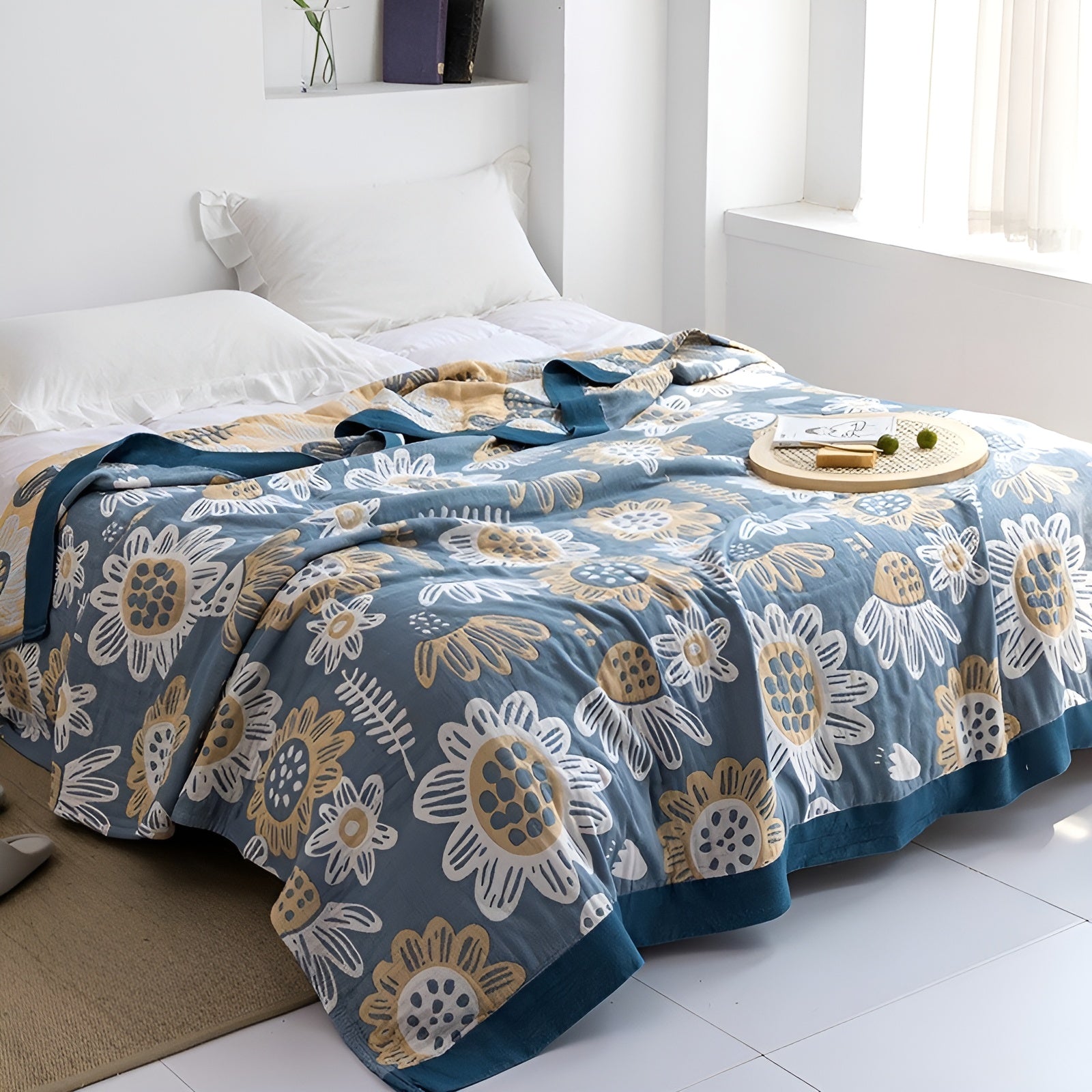 Japanische Kuscheldecke – Weiche Sofadecke für Gemütliche Wohnmomente - Sonnenblumen Blau + Gelb / 150x200cm - Decke