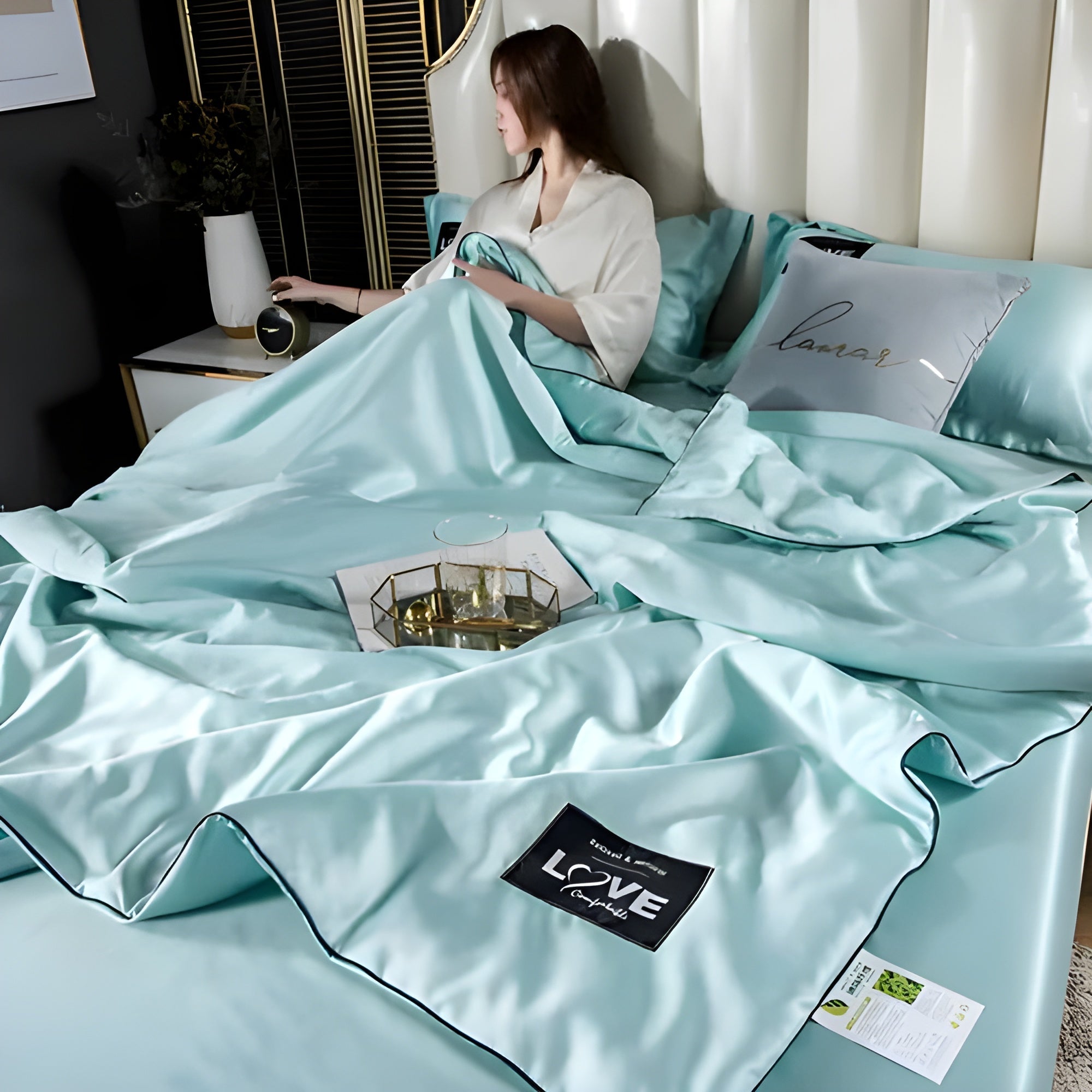 Luxus Seidendecke – Ganzjahresdecke für höchsten Schlafkomfort - Aquagrün / 150x200cm - Decke
