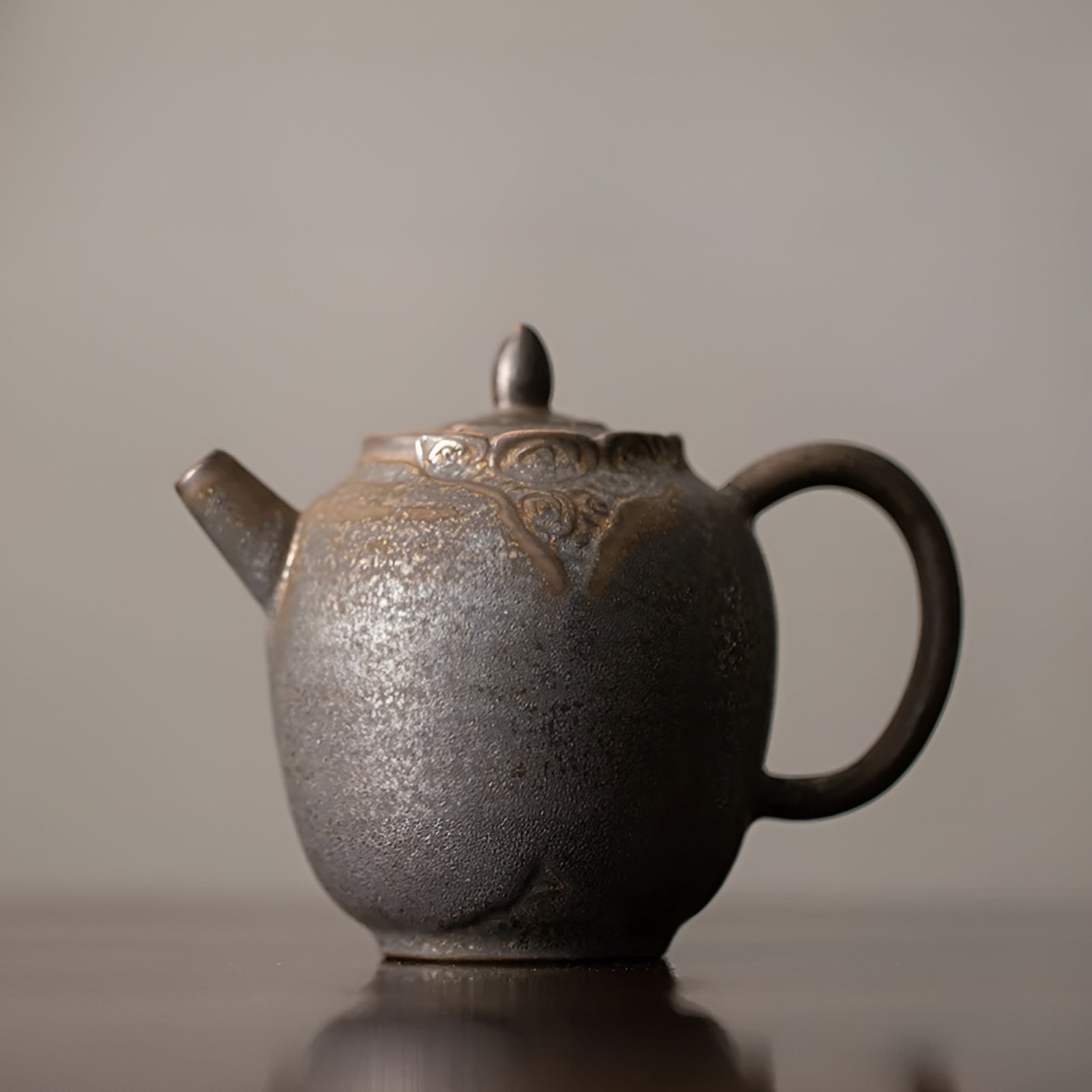 Teekanne aus Eisen mit Glasur – Japanisches Design & Handgefertigt | Perfekt für Gongfu-Teezeremonien