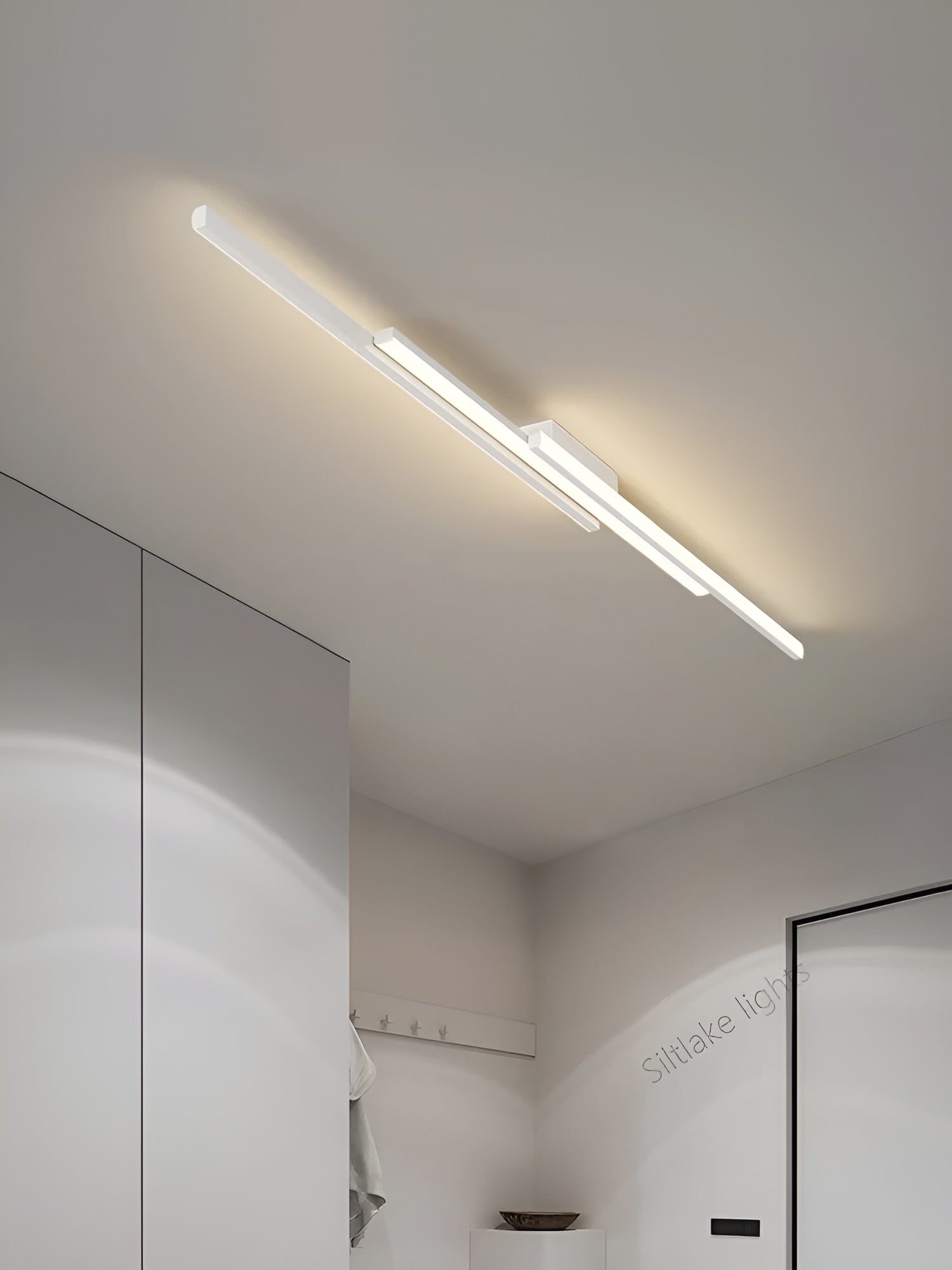 Lange LED-Deckenleuchte – Schlankes und stilvolles, längliches Design | Perfekte Beleuchtung für Flur, Treppenhaus und Schlafzimmer