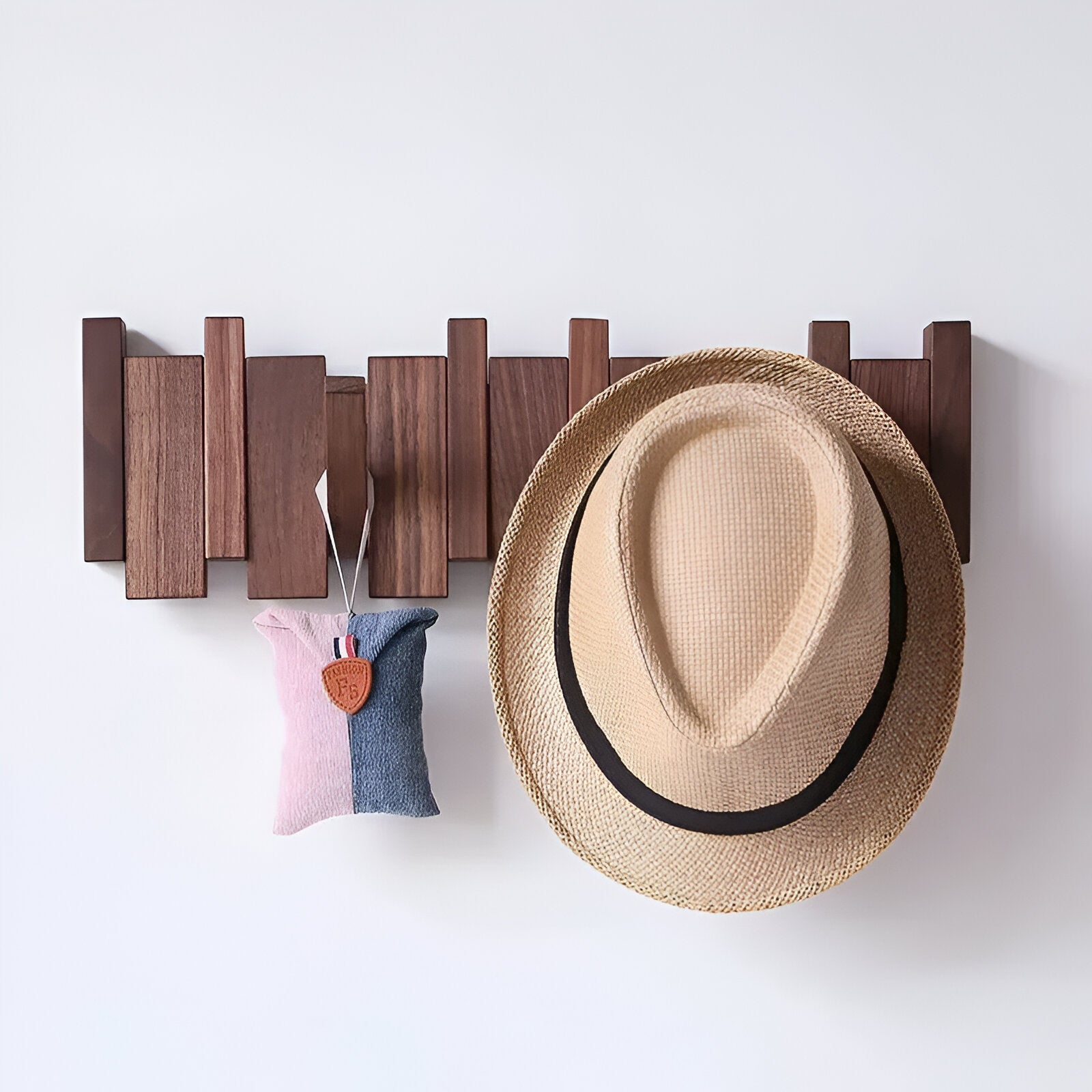 Holz-Wandhaken im Tastatur-Stil – Kreatives Design | Ideal für Flur oder Tür