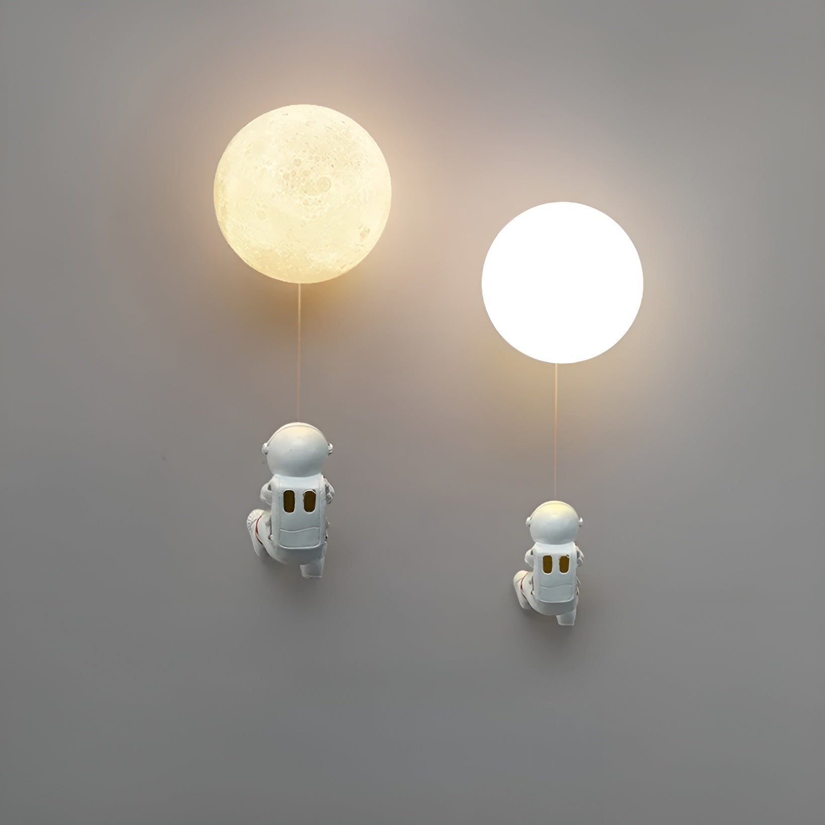 Astronauten-Wandlampe – Dekorative Lampe mit Planet & Glaskugel | Perfekt fürs Kinderzimmer & Nachttisch