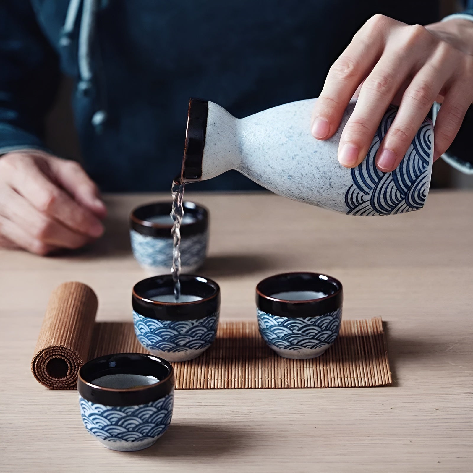Japanisches Sake-Set aus Keramik - Traditionell & Elegant | Perfekt für Zuhause, Restaurant & als Geschenk