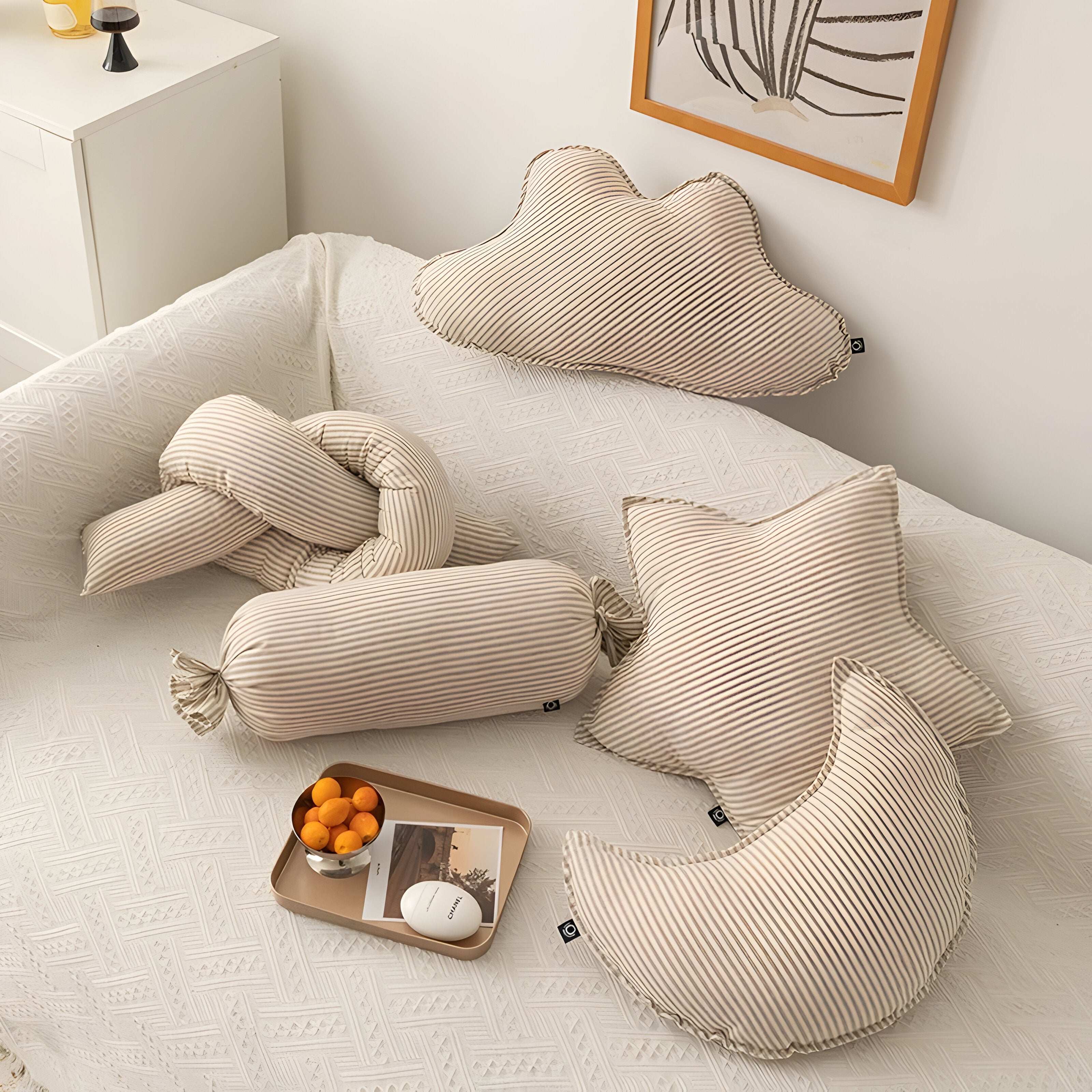 LunaPuff Kissen - Dekoratives Streifenkissen Soft Cushion