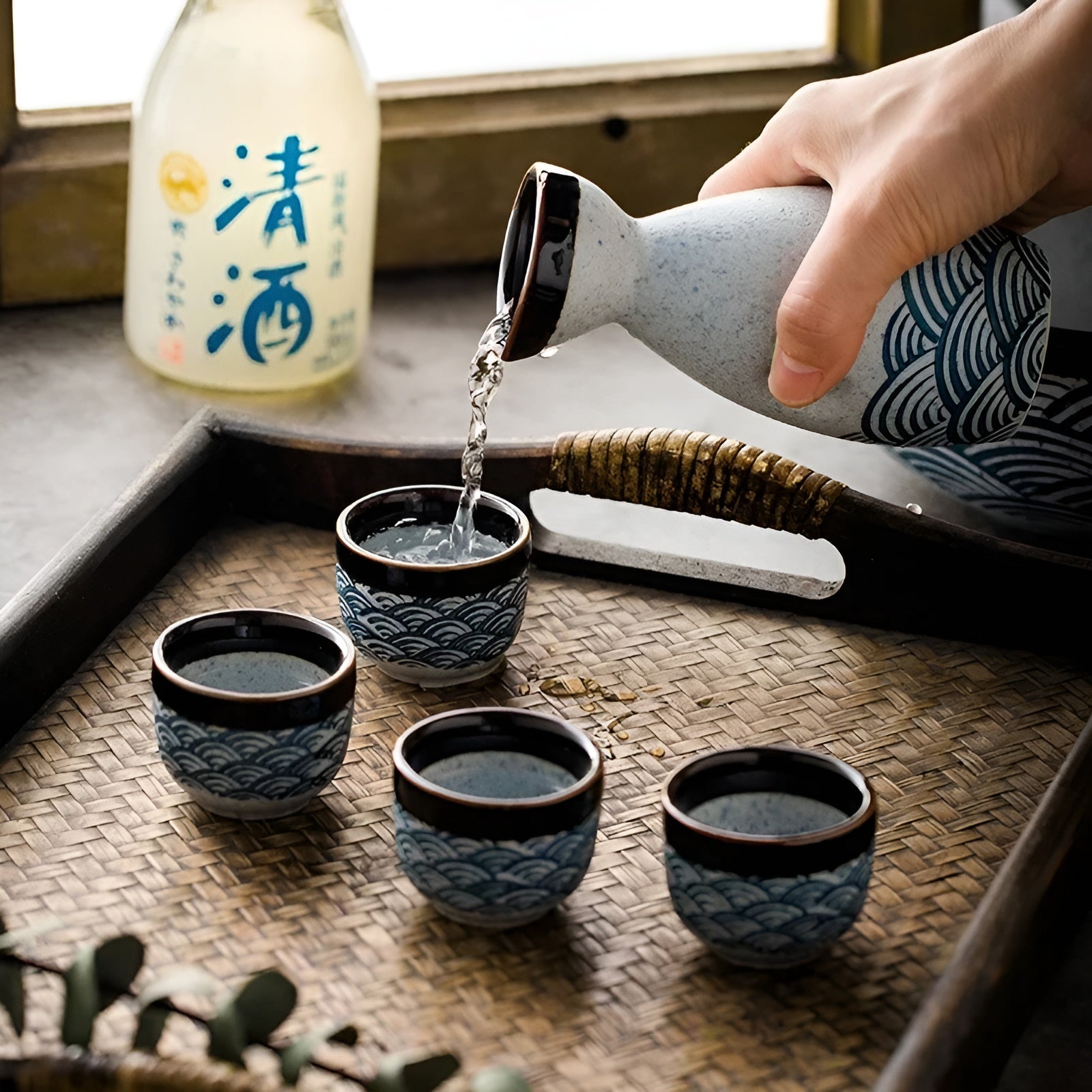Japanisches Sake-Set aus Keramik - Traditionell & Elegant | Perfekt für Zuhause, Restaurant & als Geschenk