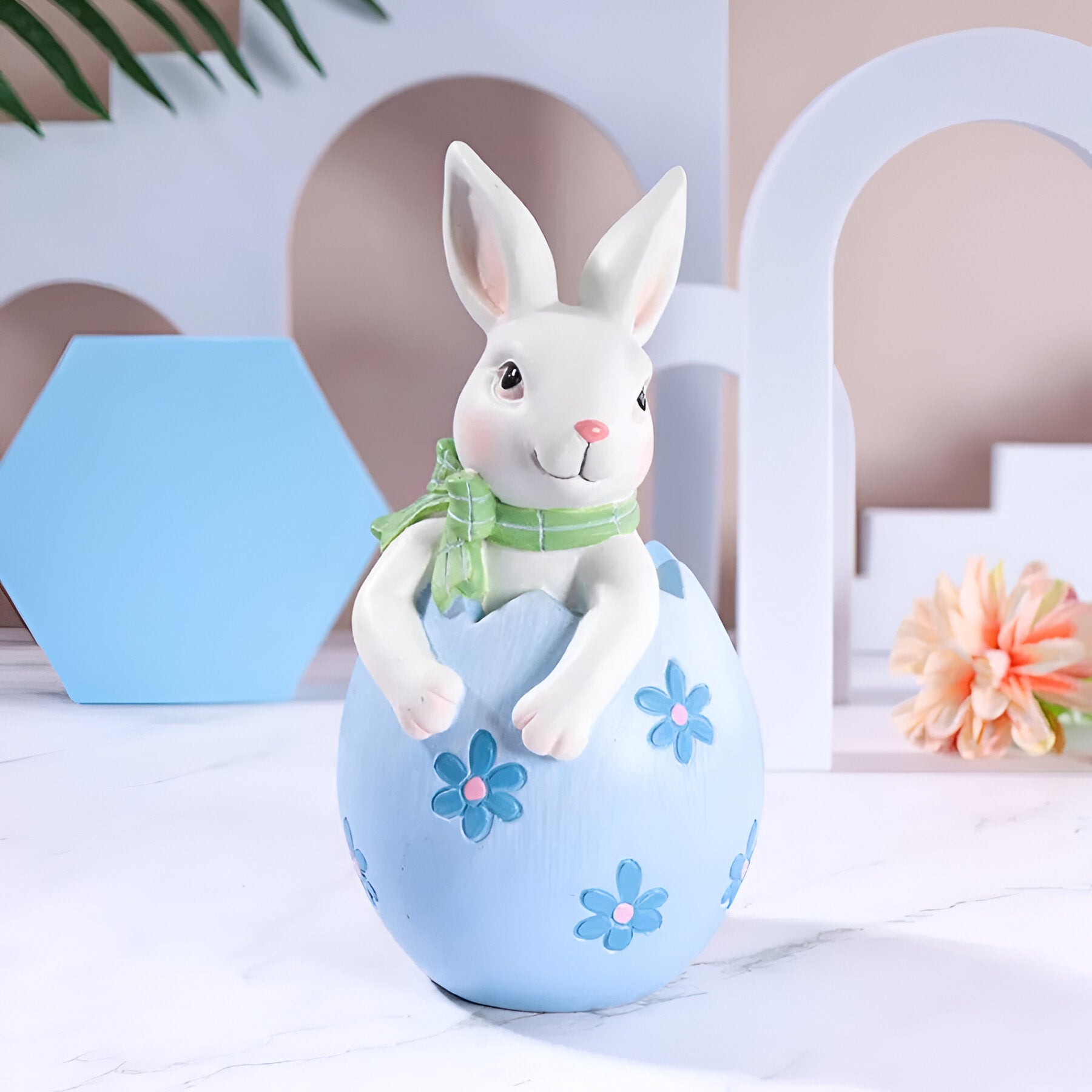 EasterEmbrace Ornament - Geschnitzte Ostern Paar Hase Ei Ornament