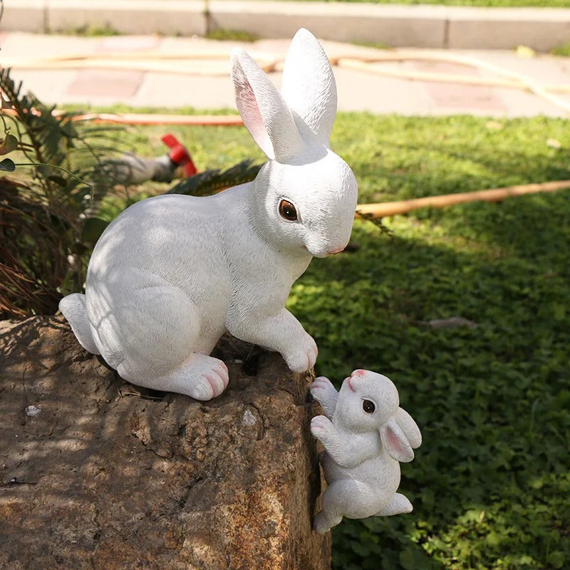 MeadowHops Statue - Skurrile Osterhasen Familie Statue