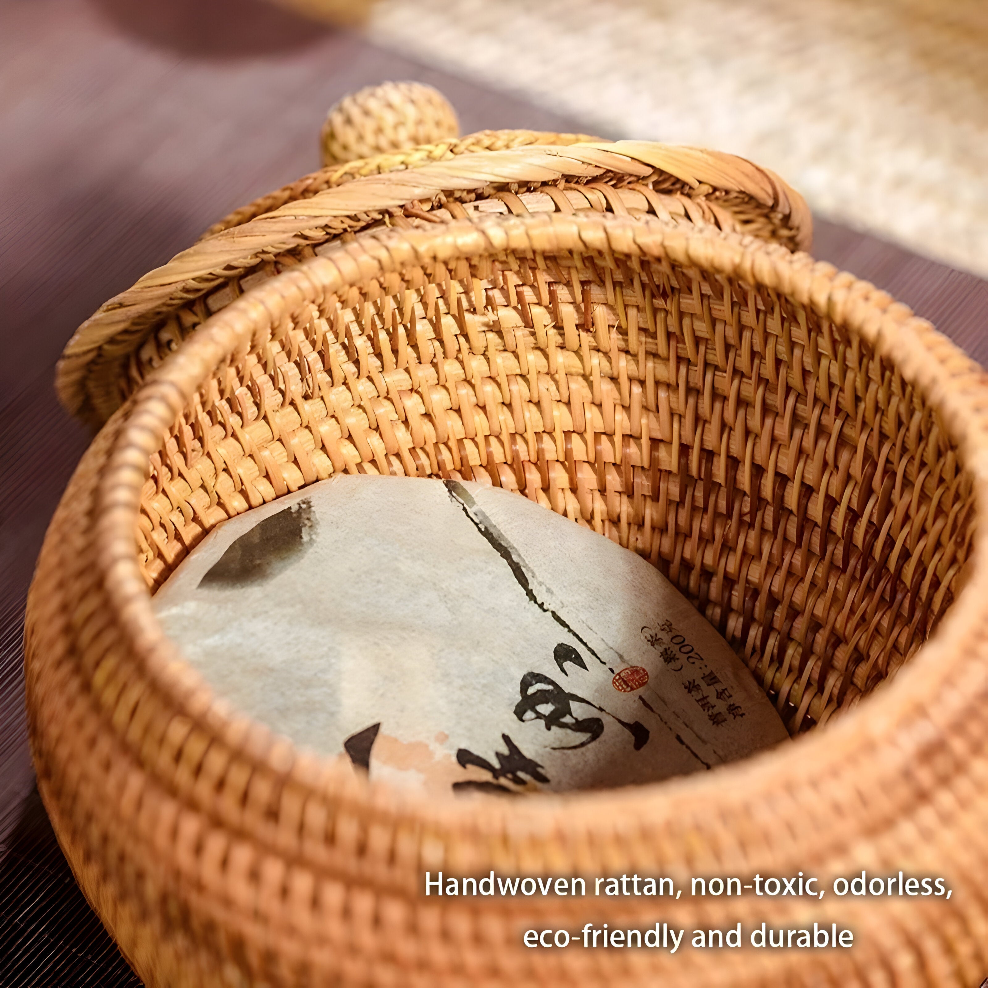 RusticBreeze Basket - Handgefertigte Rattan Aufbewahrungsbox mit Deckel