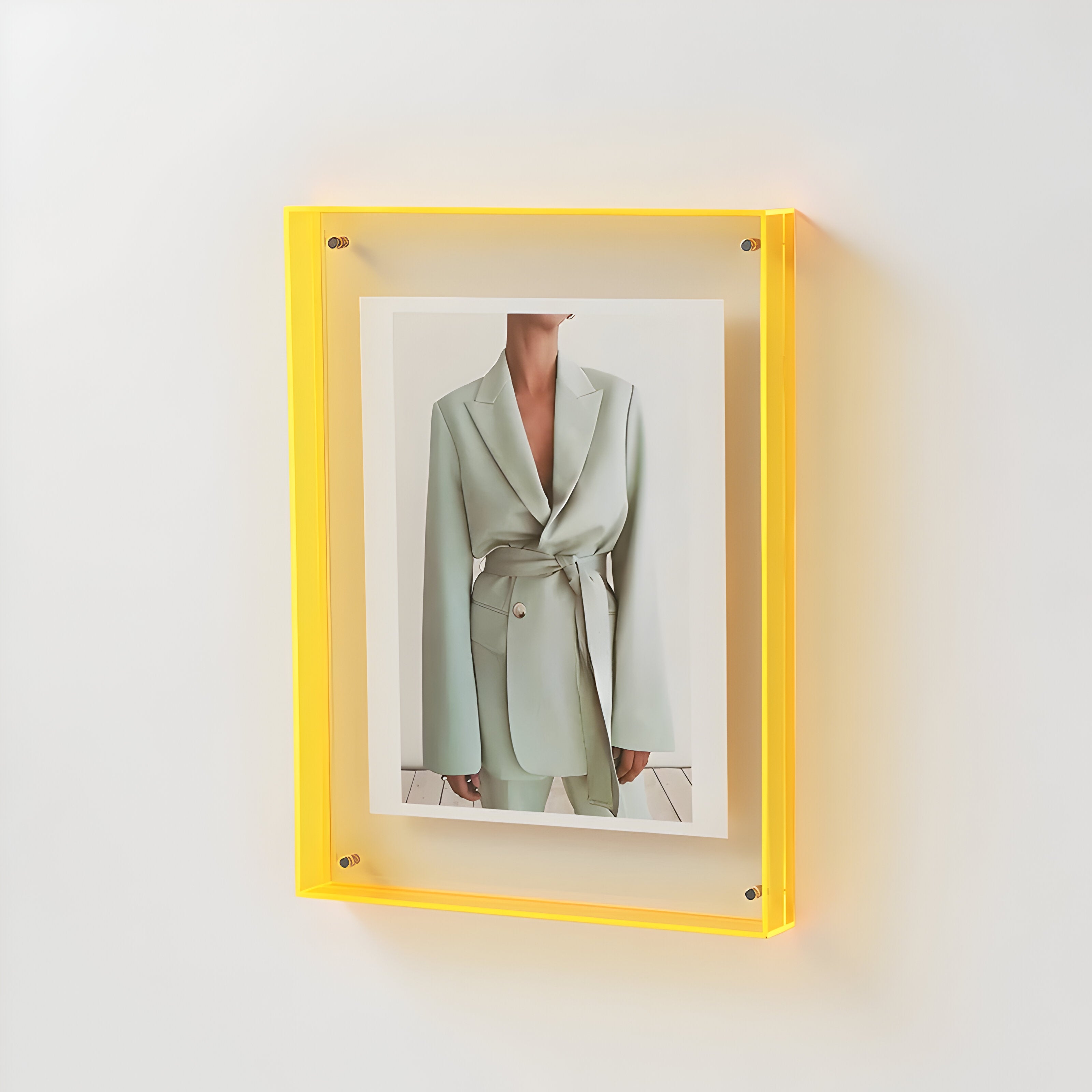 Acryl Bilderrahmen –Transparenter und Farbiger, Moderner Schutz für Fotos