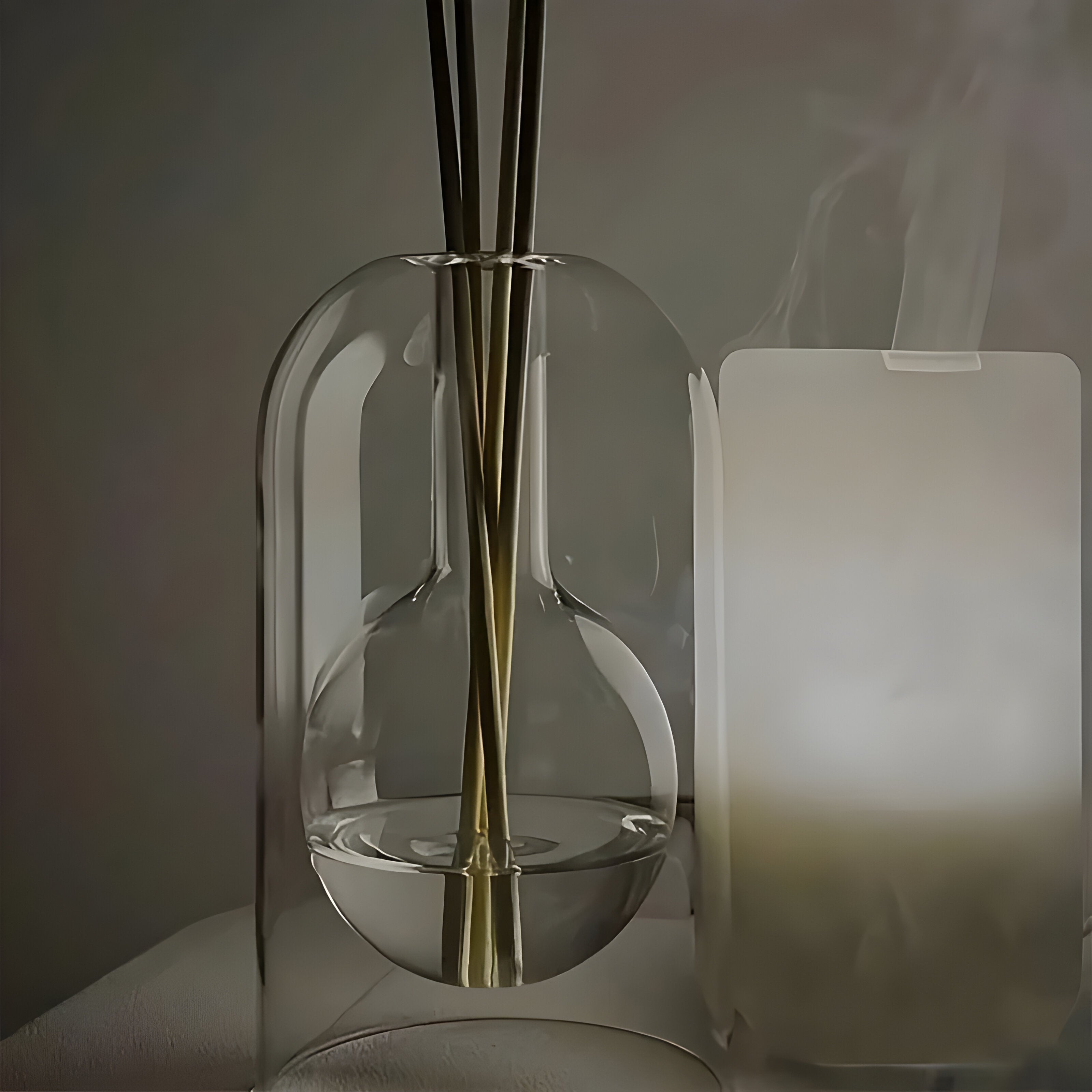 RadianceReed Diffuser - Eleganter Aromatherapie-Diffusor aus Glas