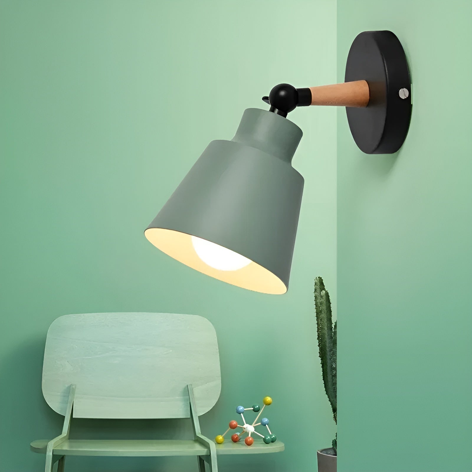 LED Wandleuchte aus Massivholz – Minimalistisches Design für Schlafzimmer und Flur