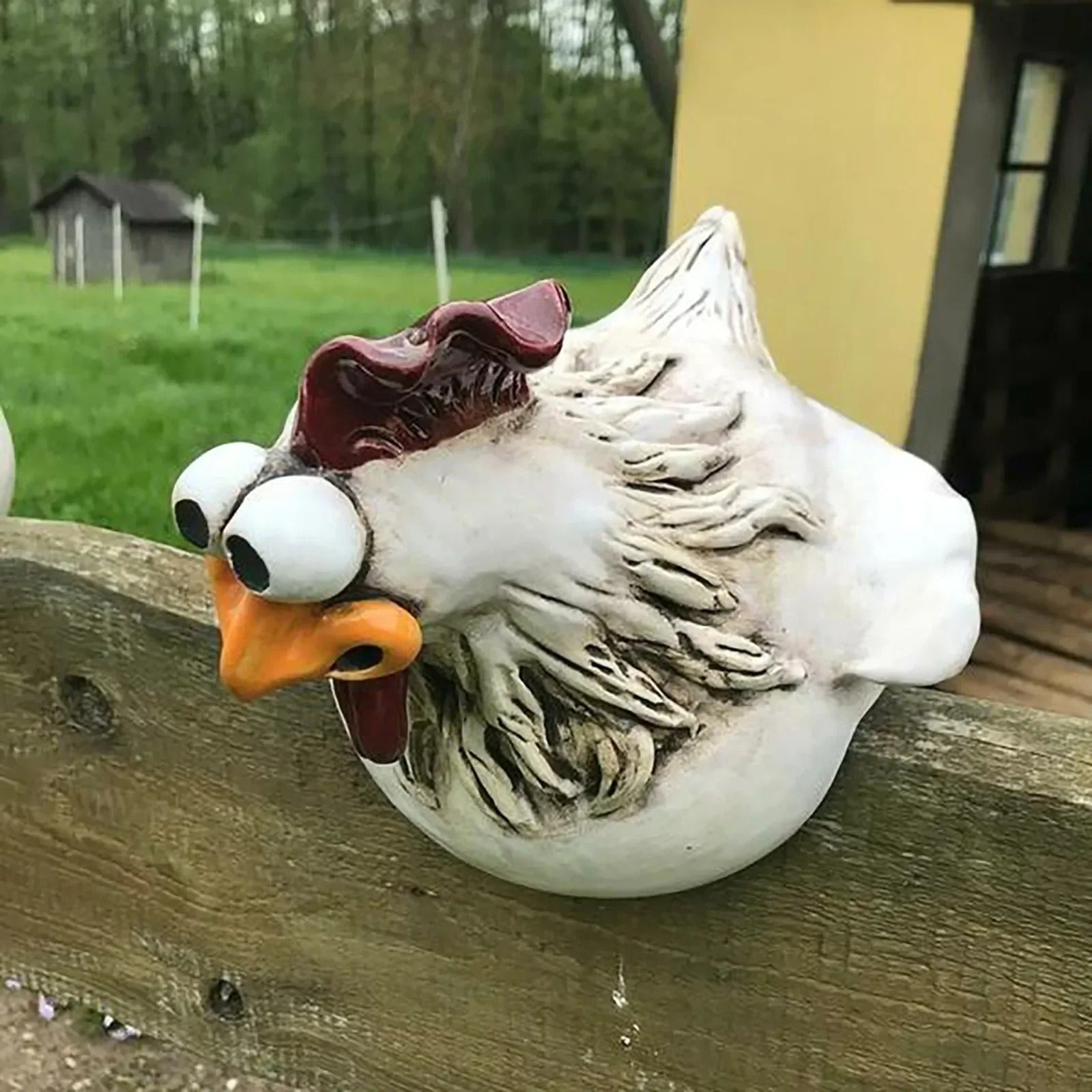 PerchPeck Skulptur – Dekorative Lustige Hühnerzaun-Deko