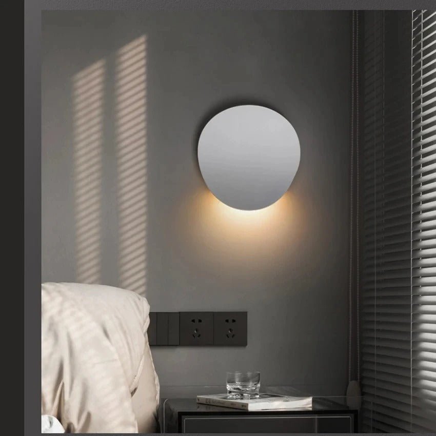Moderne LED-Wandleuchte aus Metall – minimalistisches Design - Wandleuchten