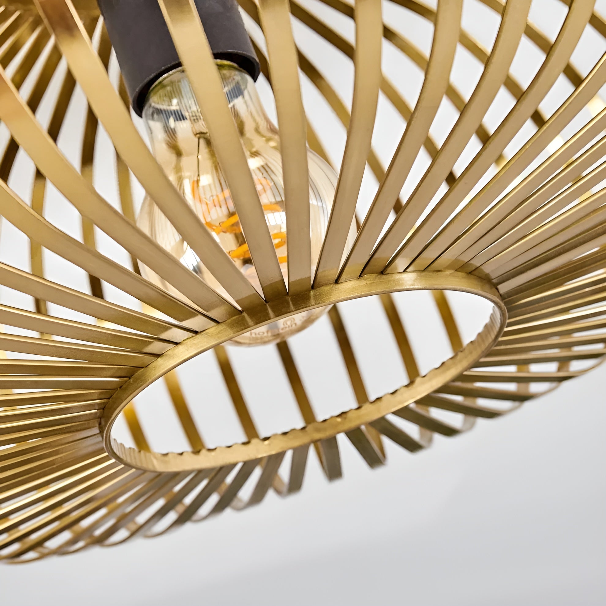 Industrielle Deckenleuchte im Laternen-Design – Dekorative Lampe für Flur, Balkon, Wohnzimmer & Esszimmer