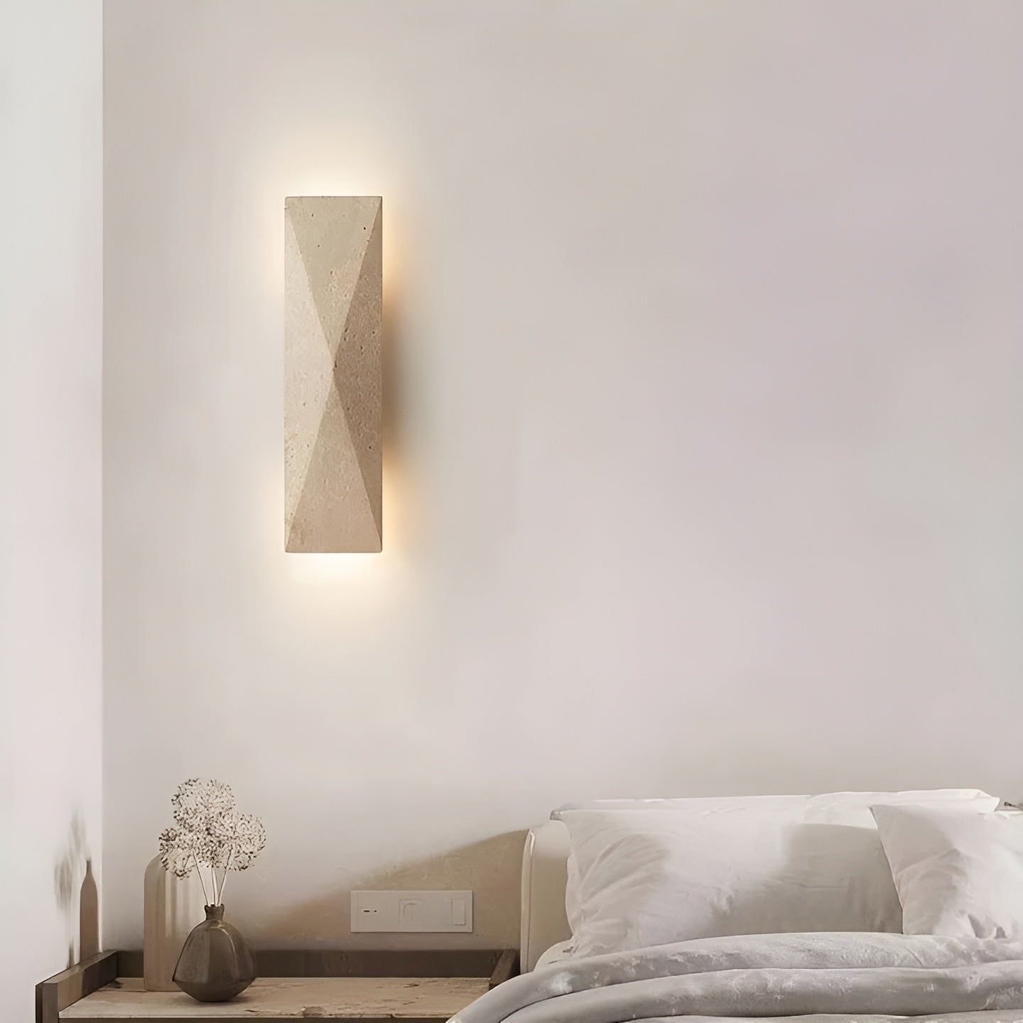 Wandlampe aus Travertin – Elegante Natursteinleuchte für Wohnzimmer oder Flur