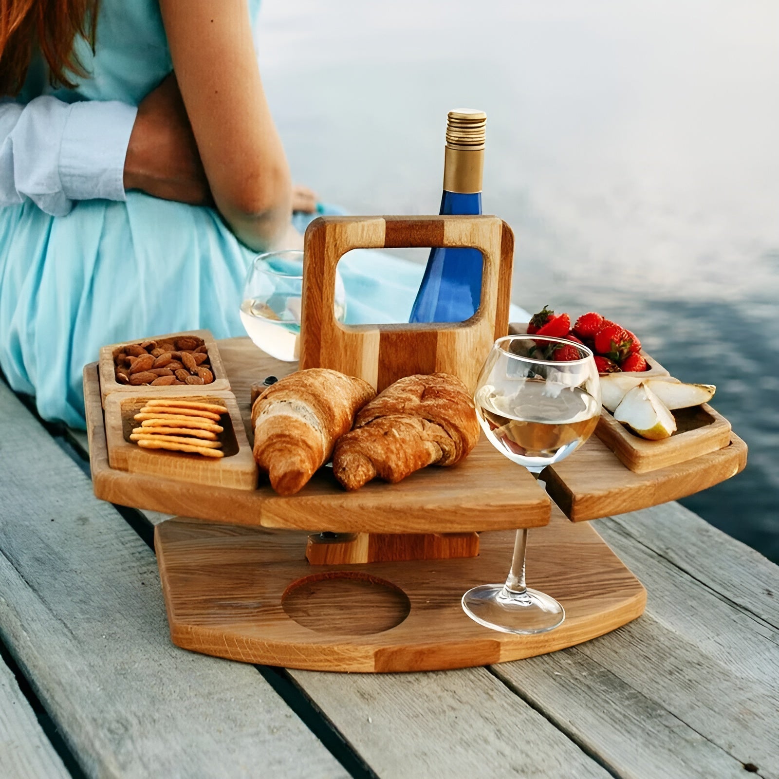 Picknick-Weintisch aus Holz – Perfekt für Wein & Snacks im Freien - Picknicktisch