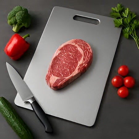 Premium Titan-Schneidebrett – Extrem Widerstandsfähig und Hygienisch | Perfekt zum Schneiden von Fleisch Gemüse