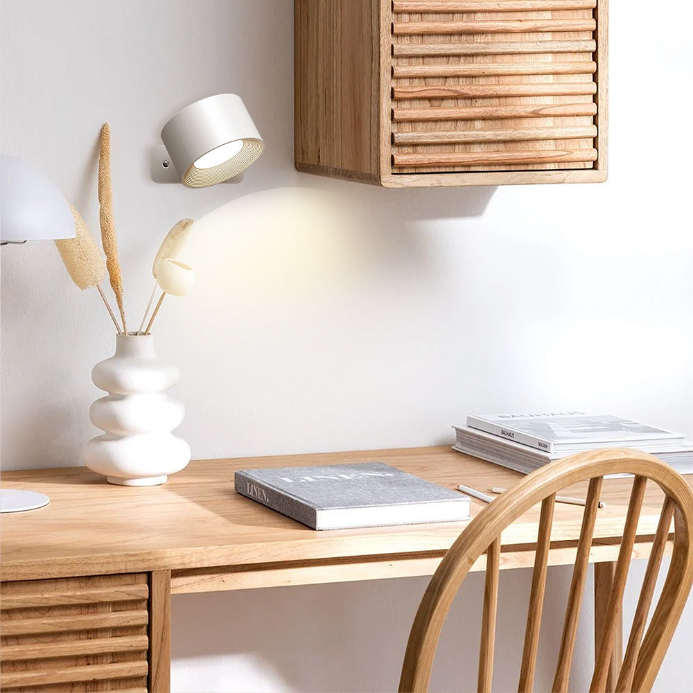 Schwenkbare Wandleuchte mit minimalistischem Design - Wandleuchte