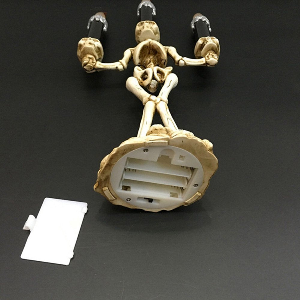 Skelett-Kerzenhalter mit LED-Beleuchtung – Gruseliger Tischleuchter - Kerzenhalter & Dekoration